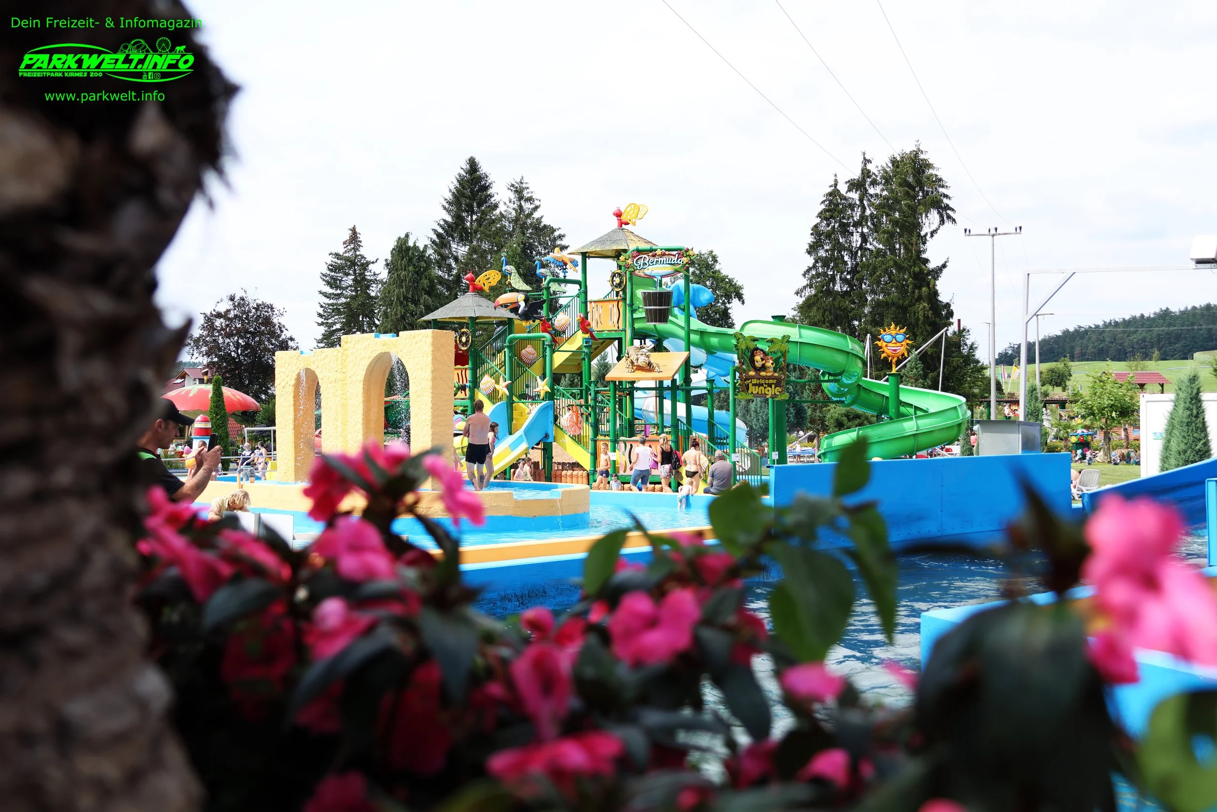Wasserrutschenparadies Wasser Park Spielplatz Churpfalzpark Churpfalz park attraktionen achterbahn info preise adresse park plan map guide
