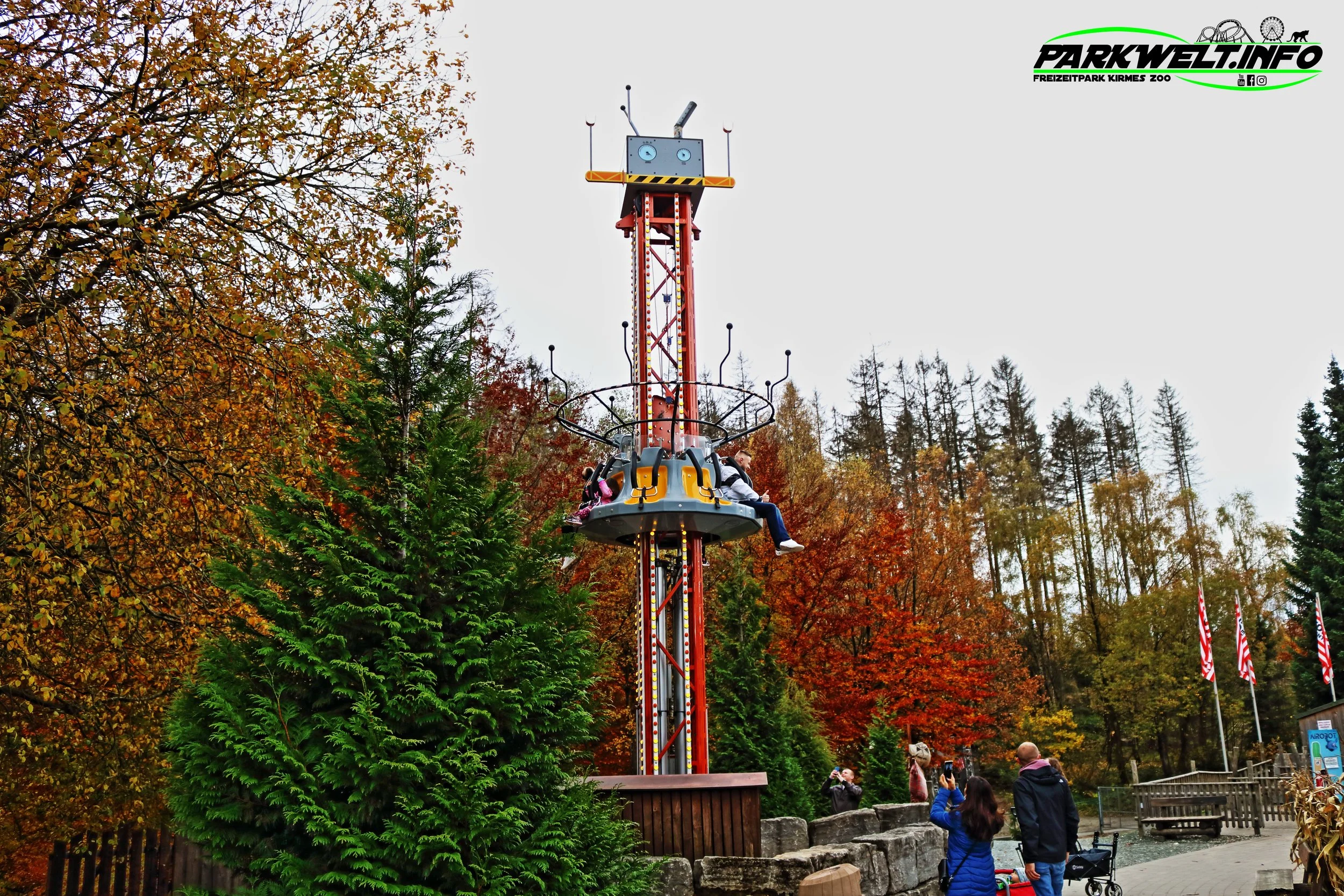 Crash SBF Visa Drop Tower Attraktionen Fort Fun Abenteuerland Freizeitpark