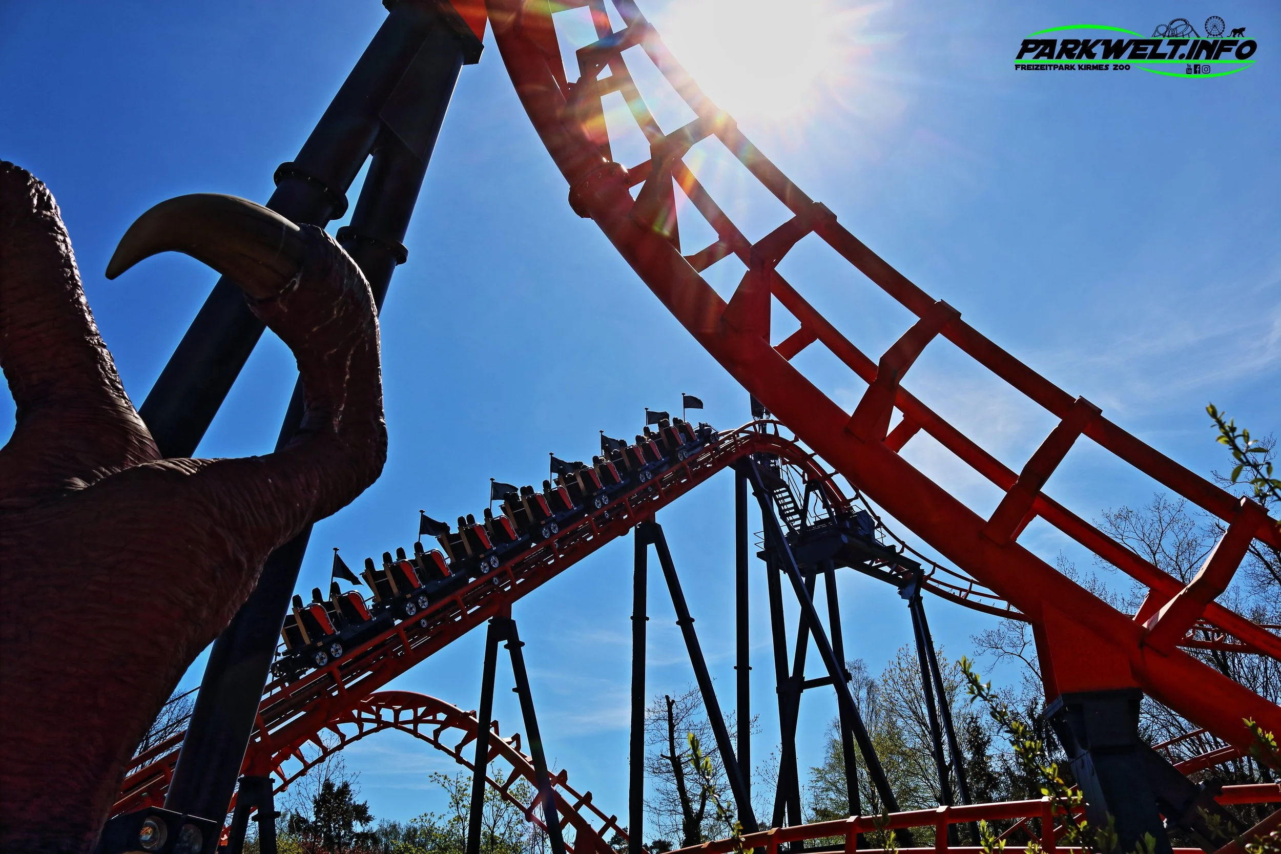 Avonturenpark Hellendoorn Freizeitpark Themepark Amusementpark Attractiepark Info Attraktionen Fahrgeschäfte Park Plan Map Guide Achterbahn Coaster Rollercoaster Öffnungszeiten Preise 