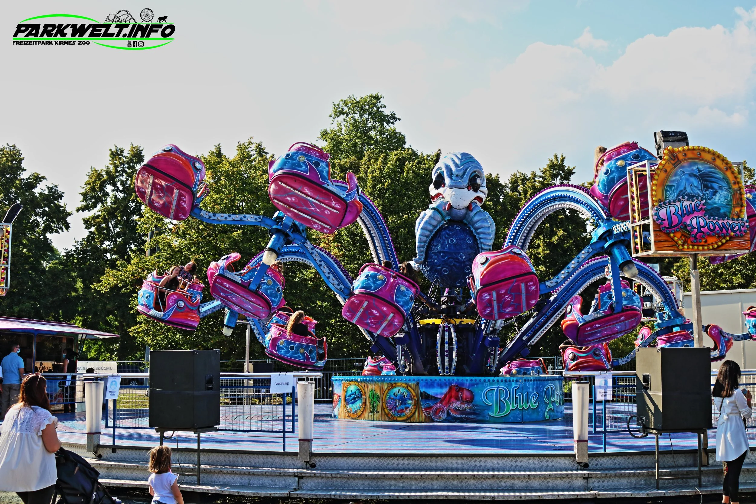 Blue Power Polyp Sascha Bauermeister Bakker Coaster Kirmes Volksfest Jahrmarkt Attraktion Fahrgeschäft Karussell  Daten Infos Technische