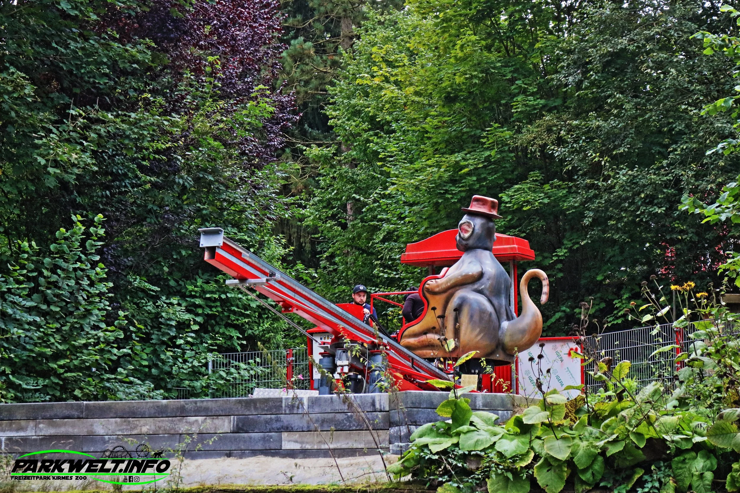Affen und Vogelpark Eckenhagen Tierpark Wildpark Zoo Nordrhein Westfalen Mini Starflyer Karussell Heinz Drifter Jimmys Super Sause