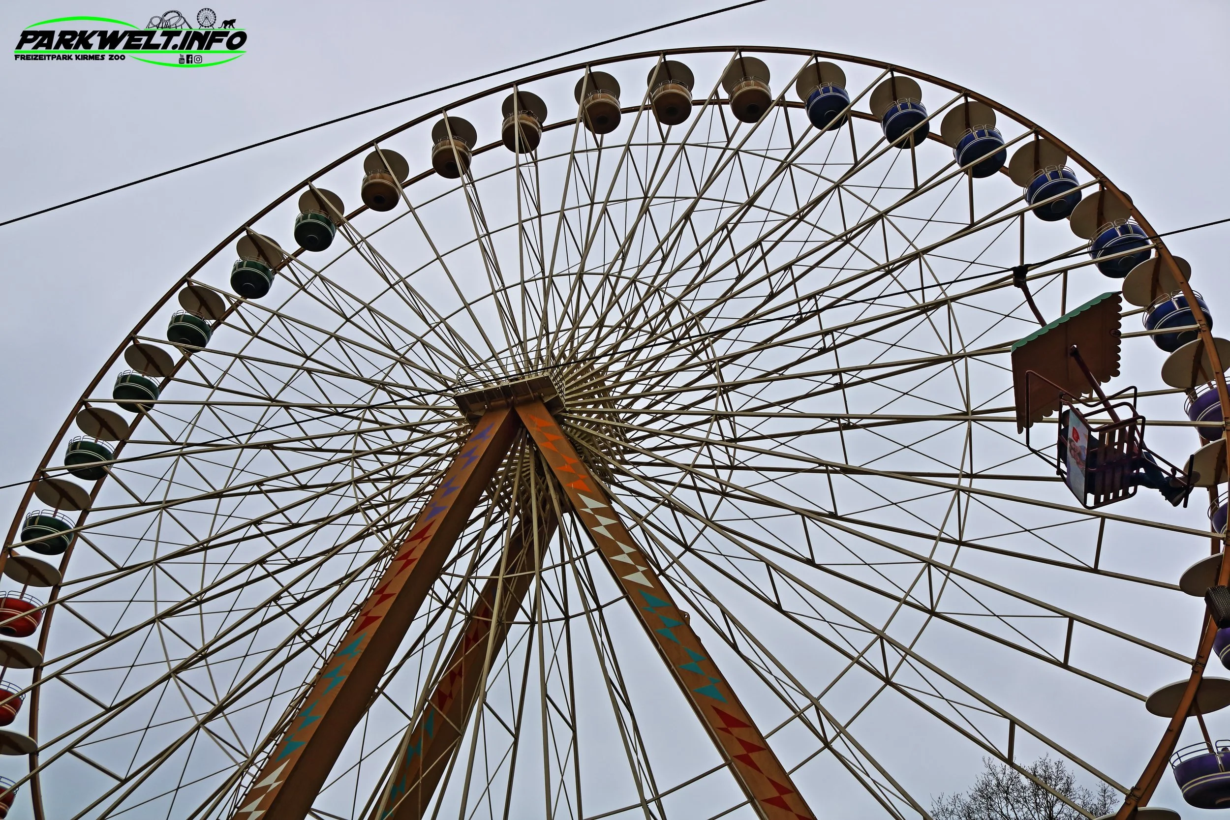 Big Wheel Riesenrad Schwarzkopf Attractiepark Slagharen Freizeitpark Themepark Attraktionen Fahrgeschäfte Info Park Plan map guide anfahrt