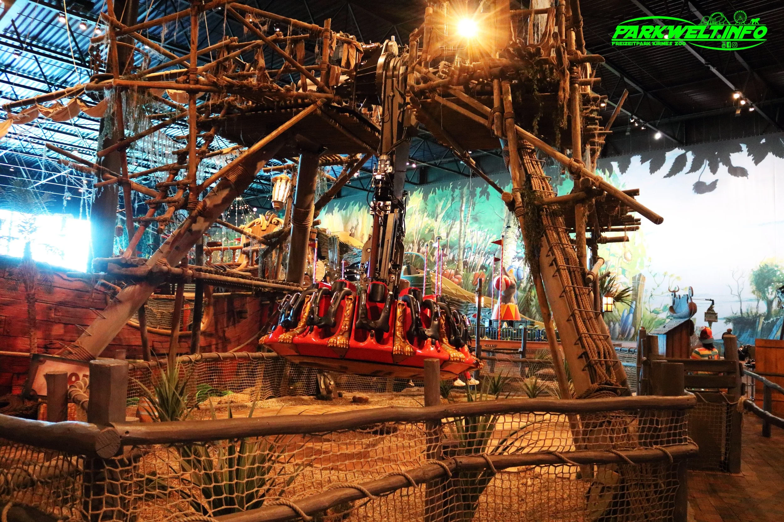 Anubis Plopsa Moser Rides Discovery Schaukel  Indoor Coevorden Freizeitpark Themepark Niederlande holland Achterbahn Coaster Attraktionen Fahrgeschäft Center Parcs Huttenheugte Park Plan Map Guide Flyer Info Fahrgeschäfte