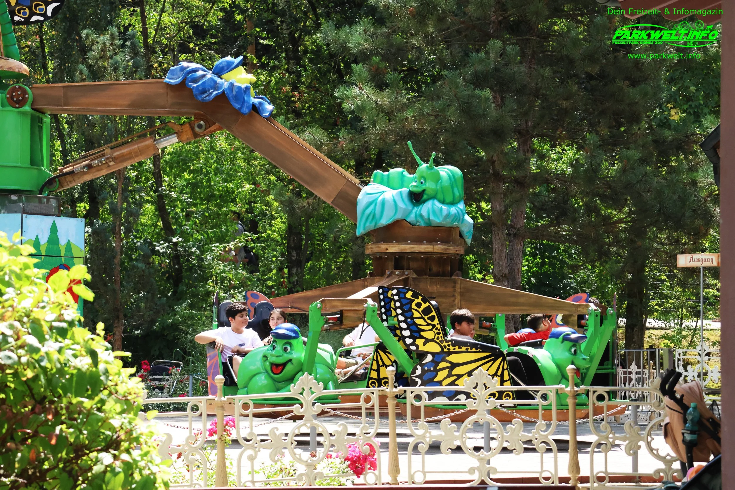 Bayern Park Freizeitpark Themepark Attraktionen Achterbahn Info Map Guide Park Plan Freizeitparadies Reisbach