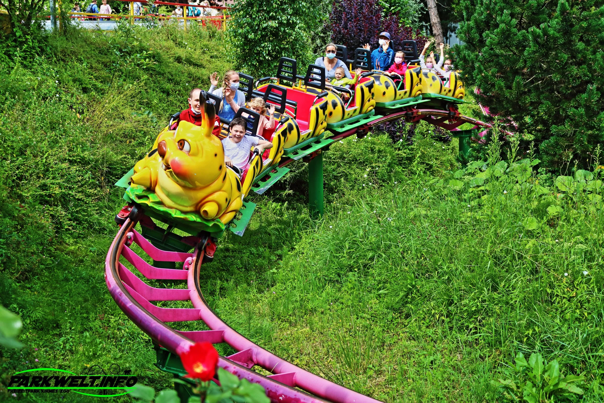 Schwaben Park Freizeitpark Achterbahn Attraktion