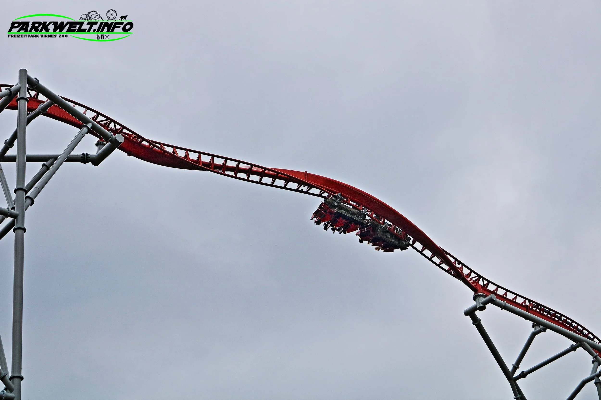 Plopsaland Deutschland Holiday park haßloch freizeitpark plopsa attraktionen achterbahn indoor guide park plan