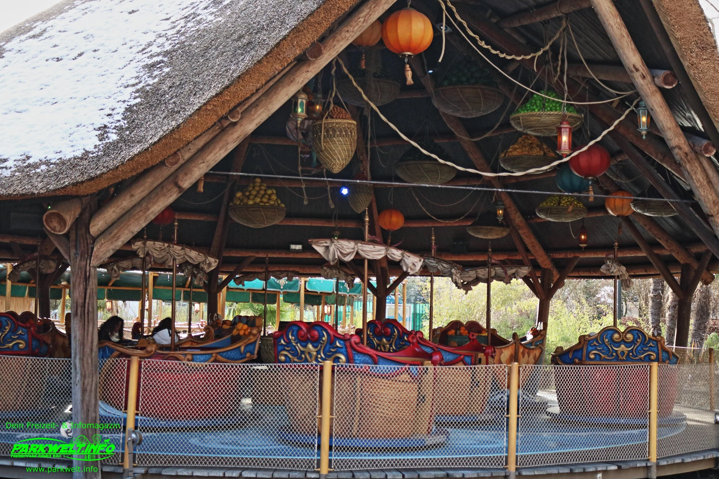 Sirocco Mack Rides Kaffeetassenfahrt Tea Cups Efteling Achterbahn Rollercoaster Attraktionen Adresse Coaster Märchen Freizeitpark Themepark Resort Attraktionen Fahrgeschäfte Niederlande Holland Info Park Plan Map Guide Info