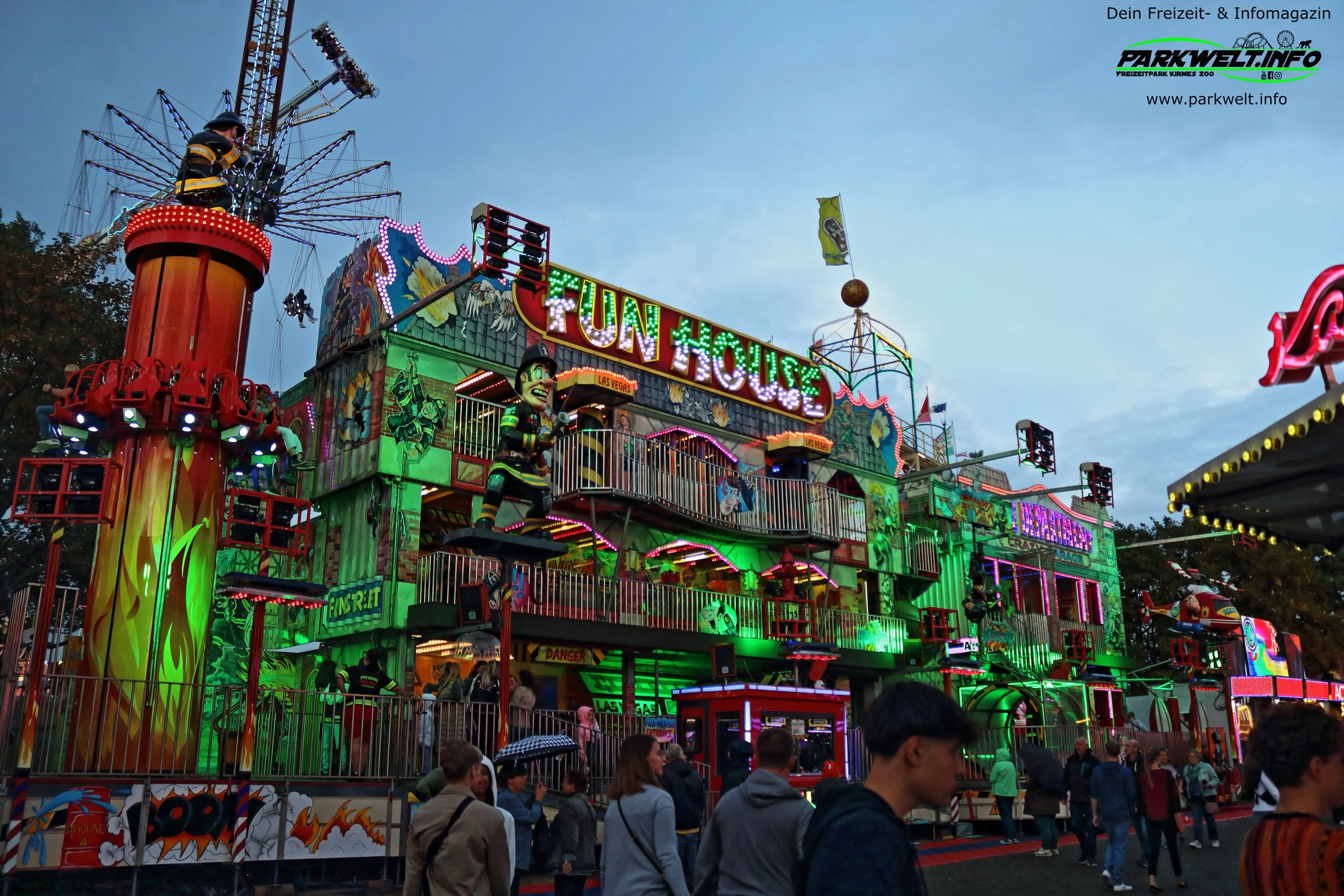 Fire Department Fun House Fun Haus Moonen Gosetto Laufgeschäft Kirmes Volksfest