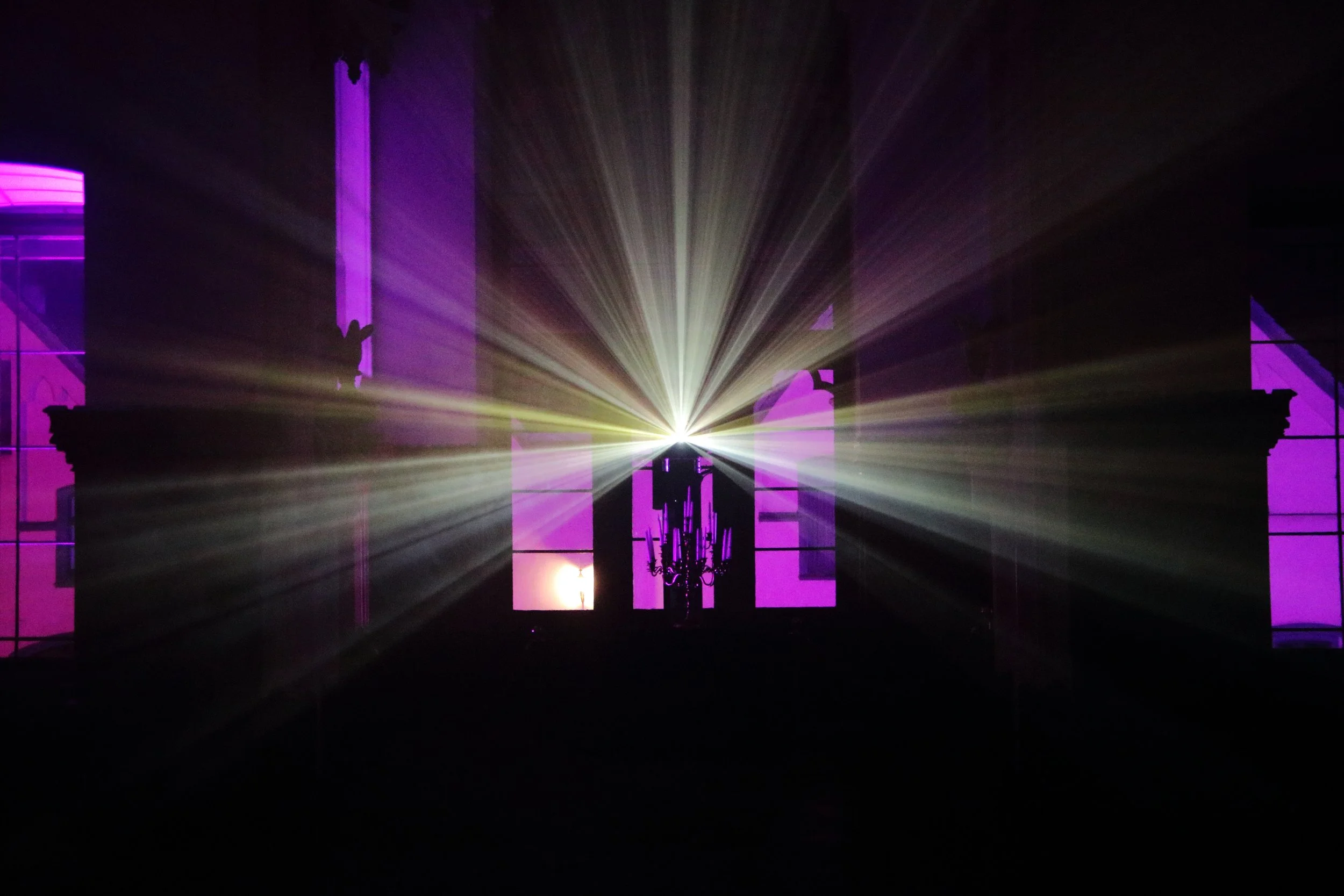 Schloss Arenfels Schlossleuchten Neuwied Bad Hönningen Event Lichter Projektion Familie Ausflug 