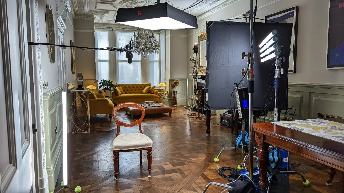 Set up from yesterday's #documentary interview for a project I've been working on for over a year now.

I tried out the @asteraofficial #titantubes as the key light, mounted to cross plate and wing plates and they worked out great... Loads of soft li