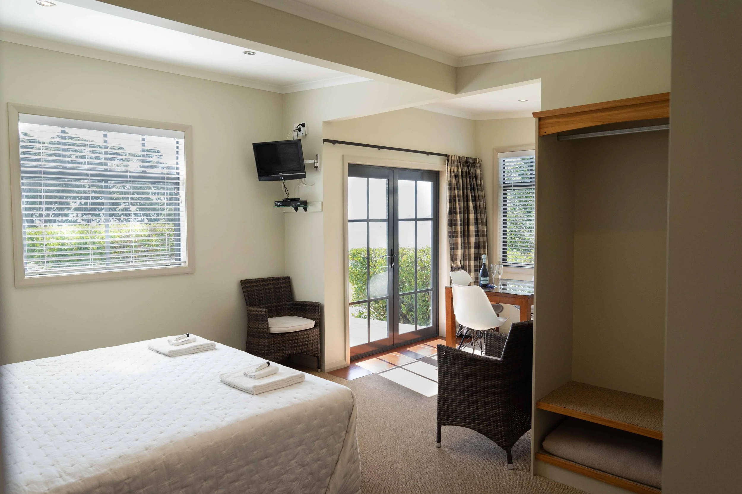 new zealand l1 soma accommodation4 (1).jpg