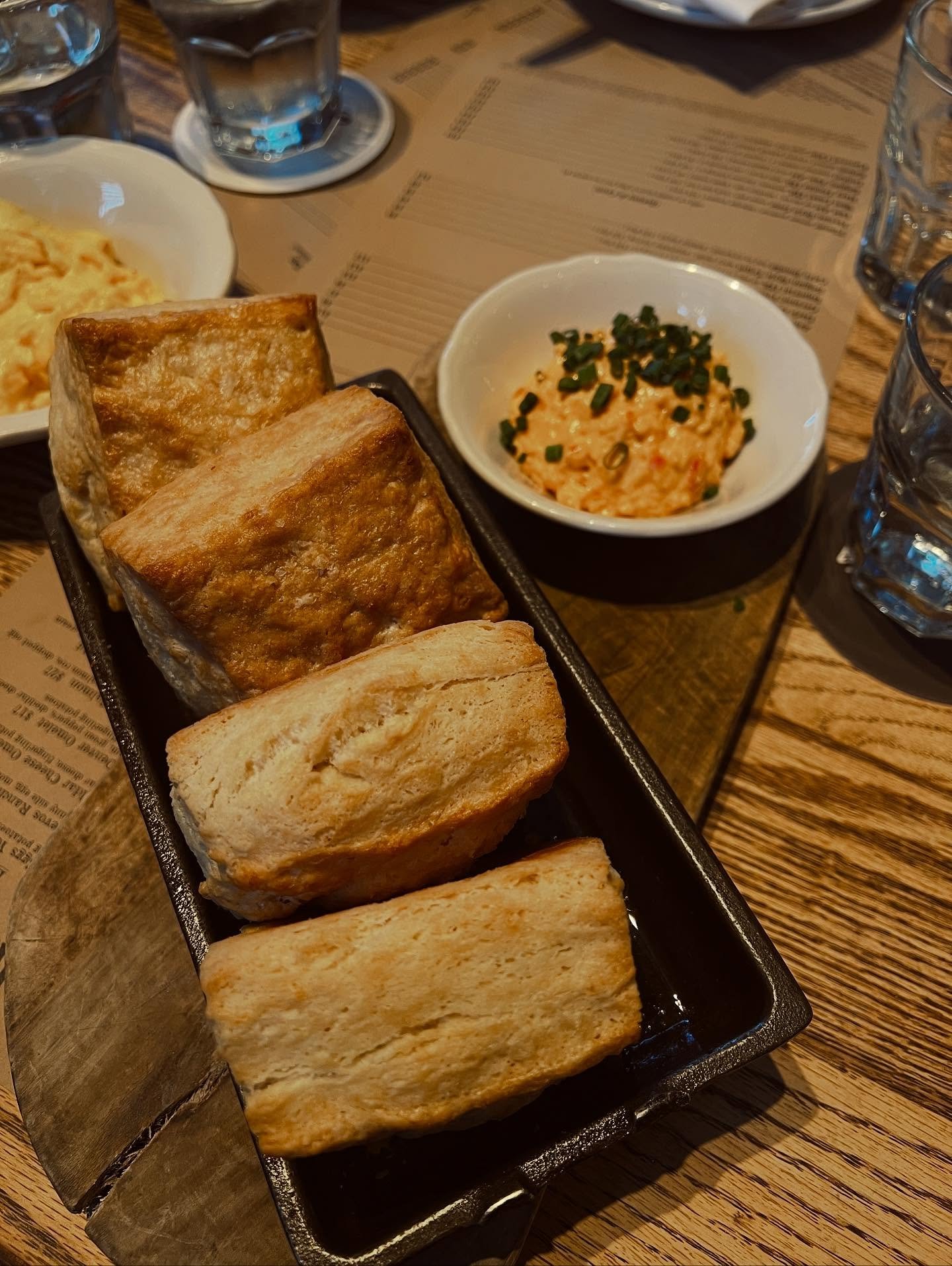 Good eats from the DMV + a NY favorite!
〰️ Buttermilk Biscuits w/ pimento cheese (veg friendly) &bull; @st.anselm_dc 
〰️ French Toast w/ blueberries, oat crumble, and whipped cream (veg friendly)&bull; @st.anselm_dc 
〰️ Chay Vermicelli Bowl (vg frien
