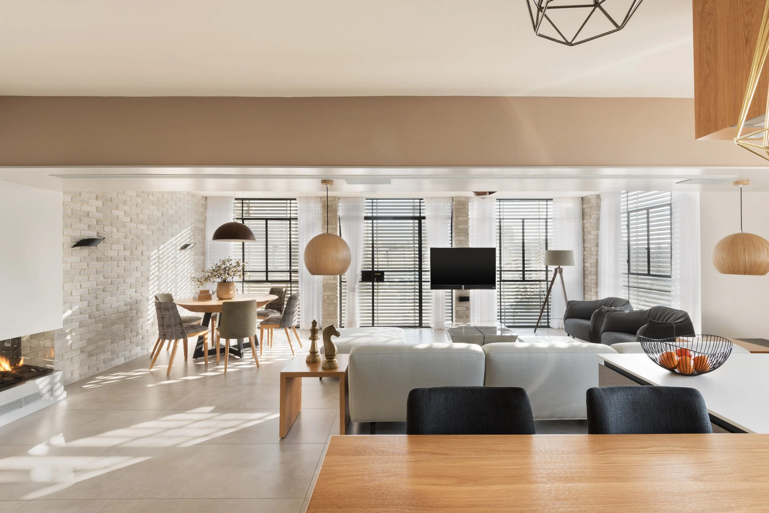 JAKE TAMARI Asis Pentheus