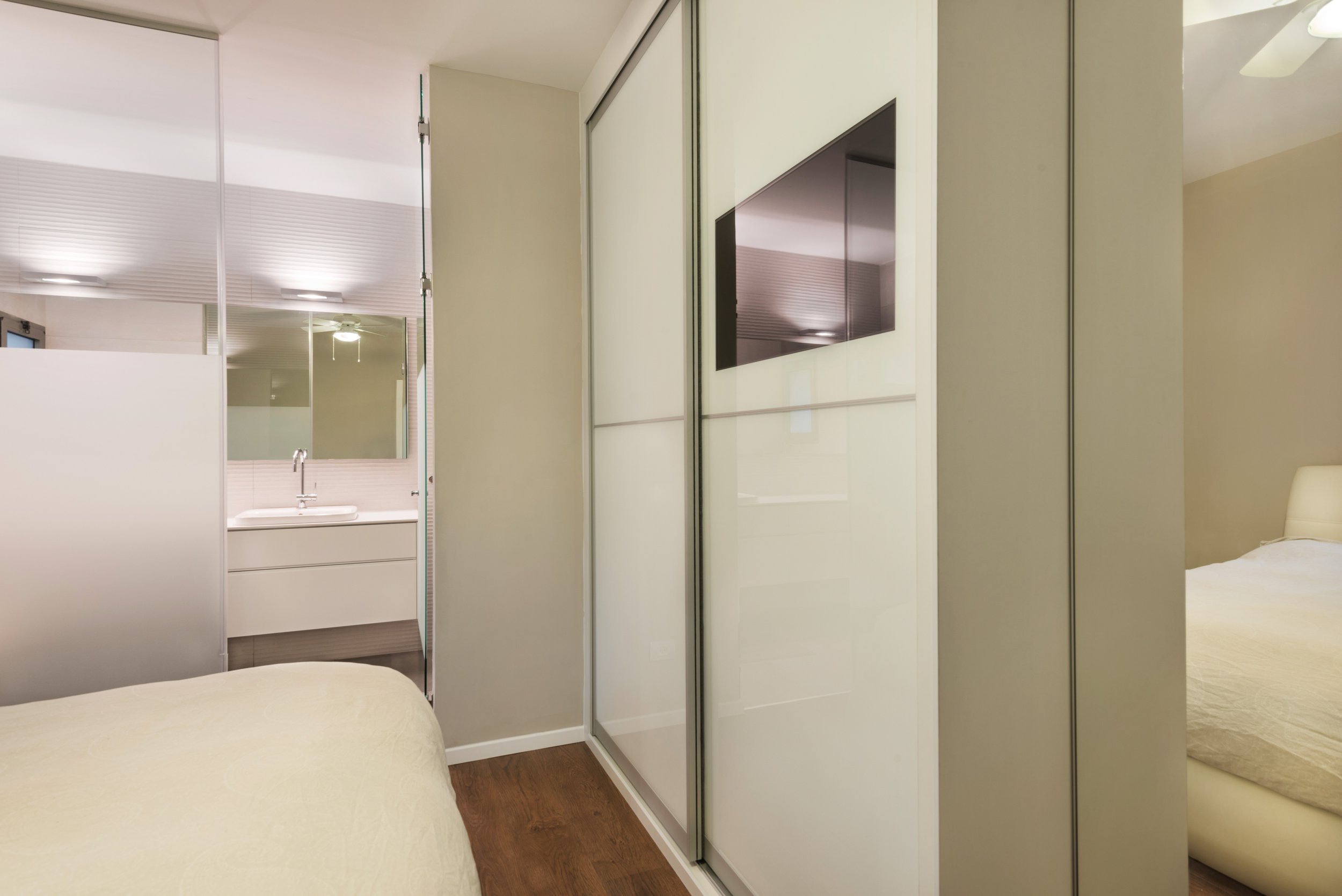 DSC_5960 (2)liorgrundmanweb.jpg