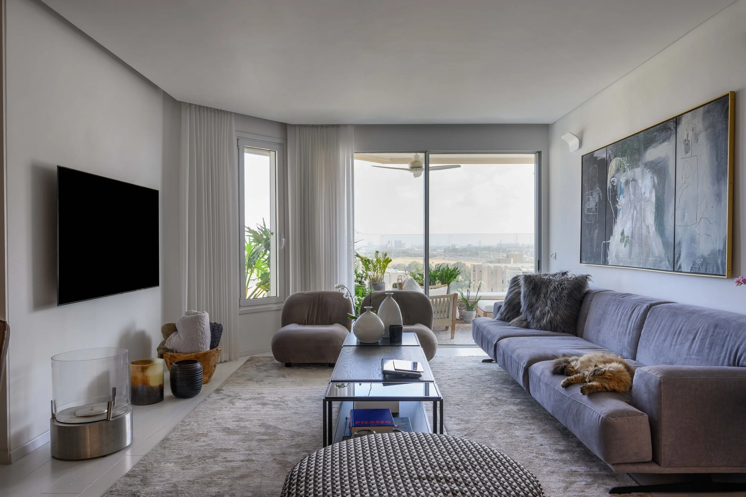 HAGIT WESTCHNEIDER North Tel Aviv Flat