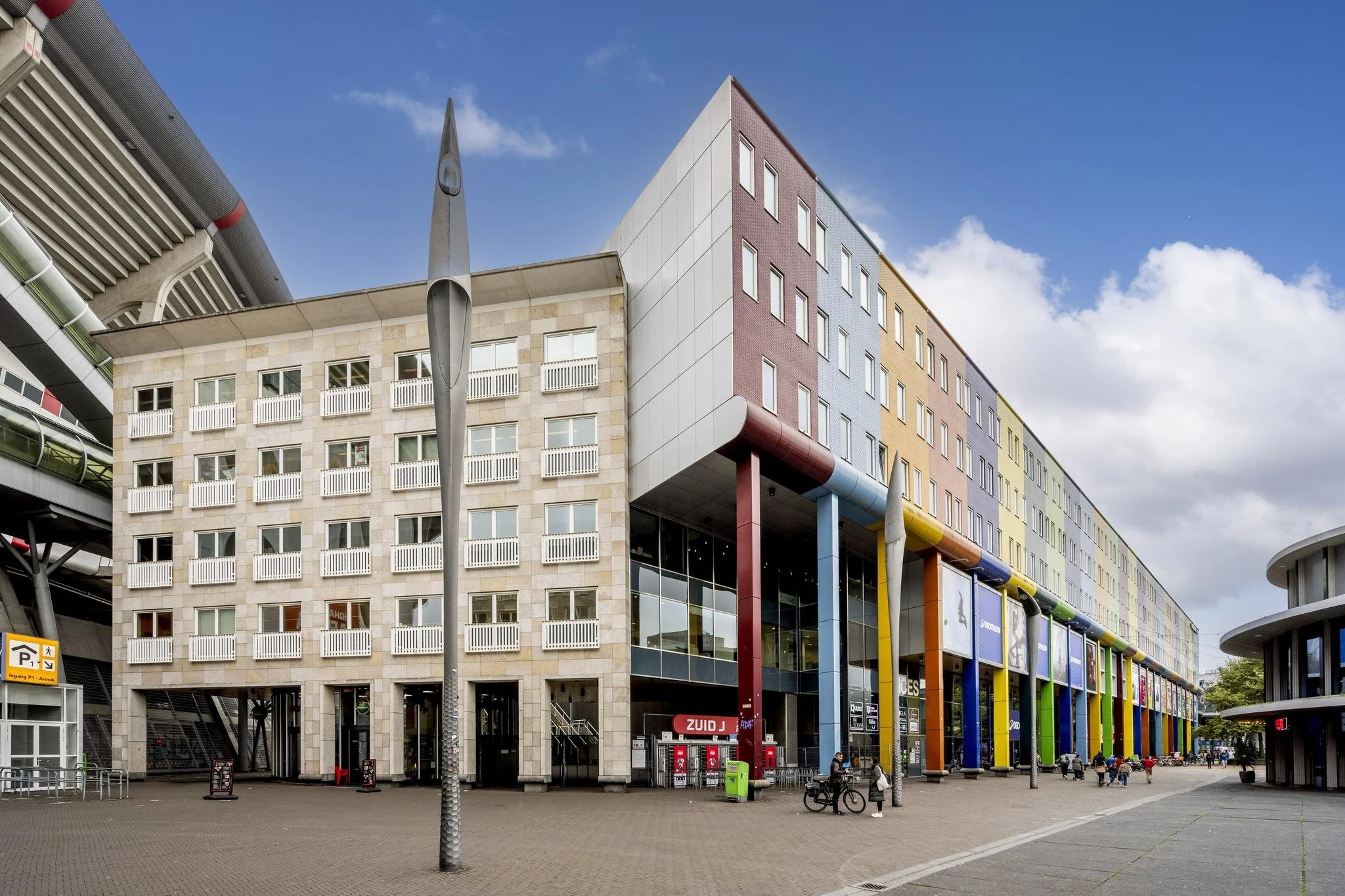 B103530-1955501-Johan-Cruijff-Boulevard-Amsterdam-210689527.jpg