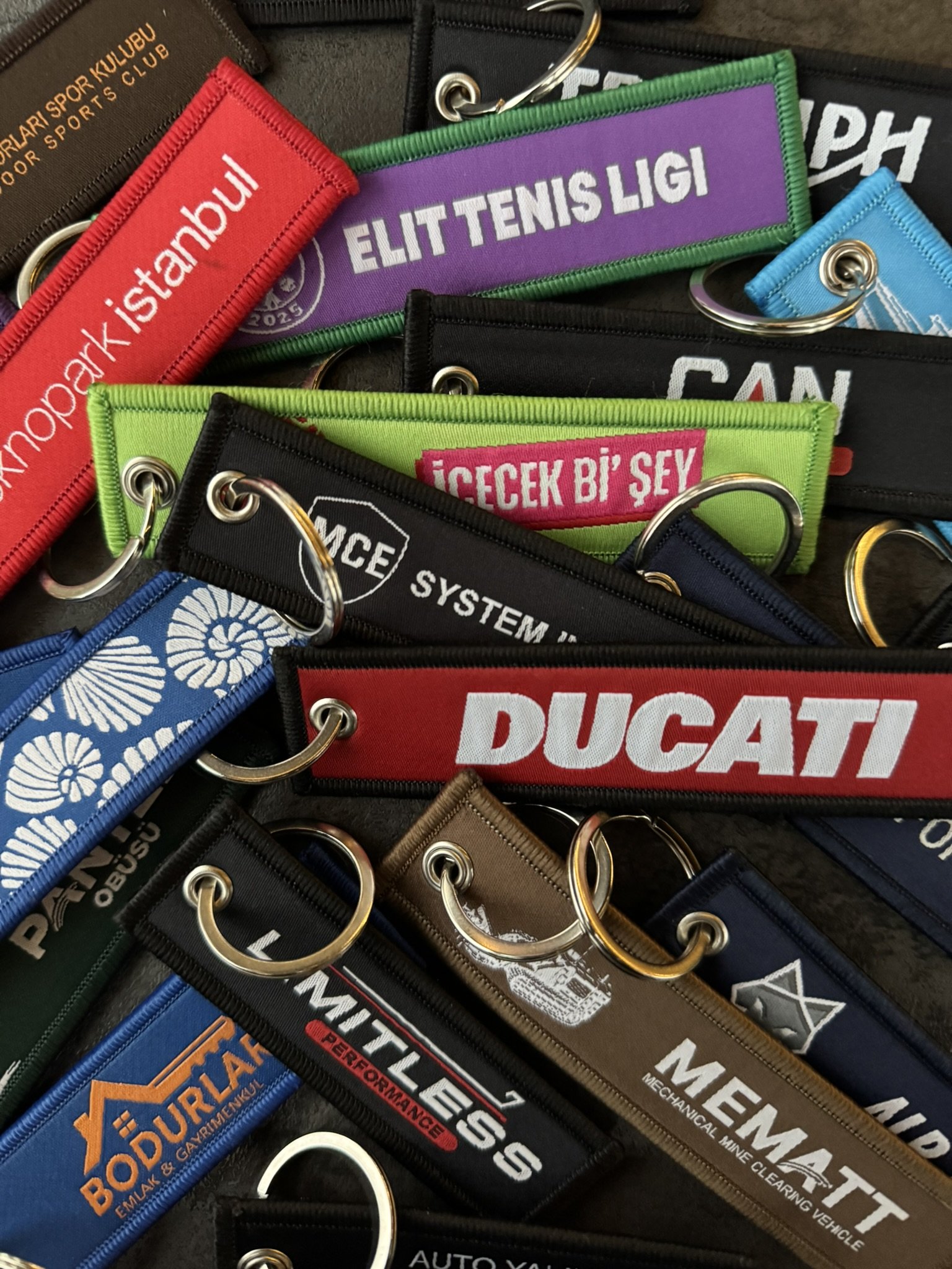 kurumsal hediye anahtarlık