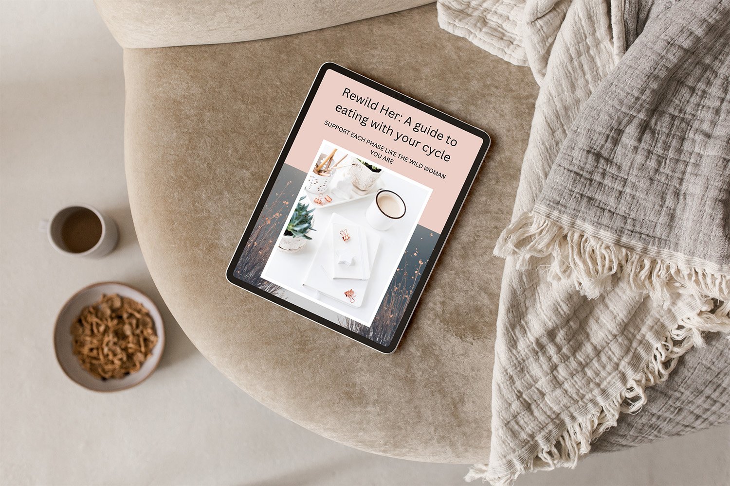 free-guide-to-eating-with-your-cycle