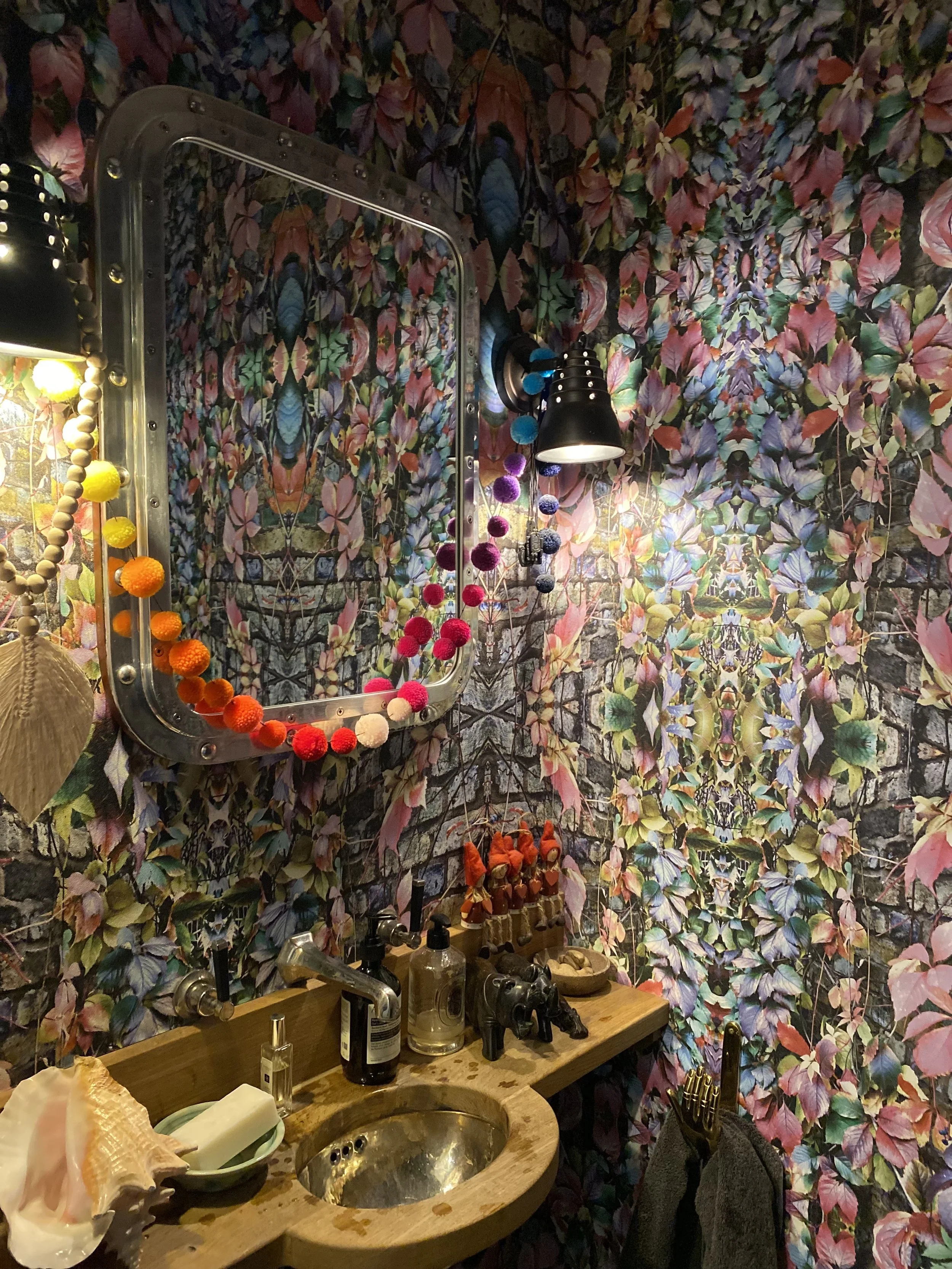 Petal and Stone, ZIGGATI print on wallpaper.