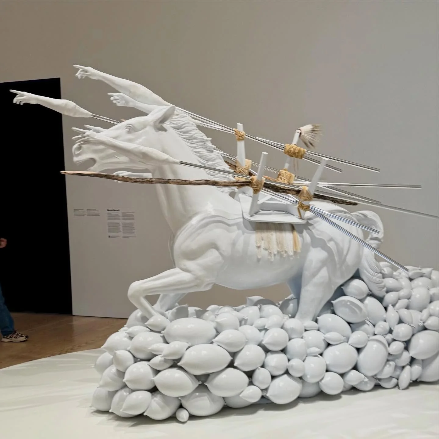 The strength of Native American voices, especially female sculptors, were stand outs to me @whitneymuseum Biennial 

Anna Tsouhlarakis&rsquo; She Must Be a Matriarch and @ravenhalfmoon Sun Twins and Three sculptures by @nanibah were some of my favori