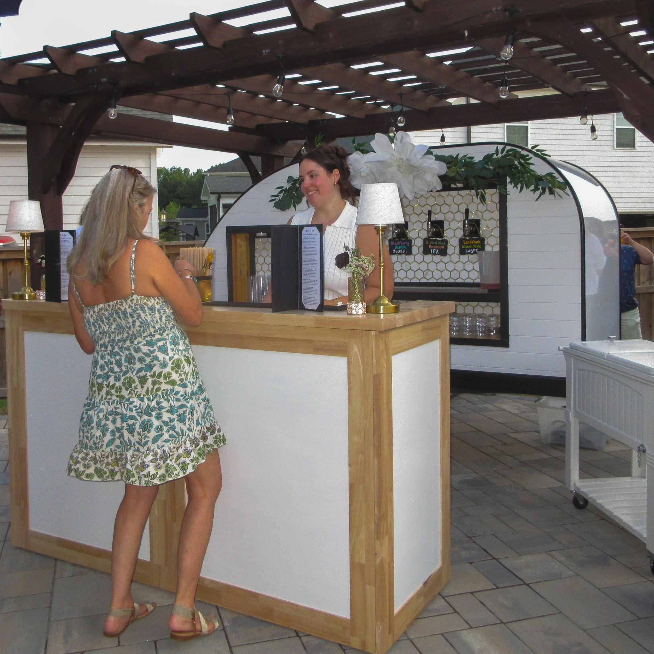BeesWings Mobile Drinkery Event, interacting with customers, friendly service, chilled drinks