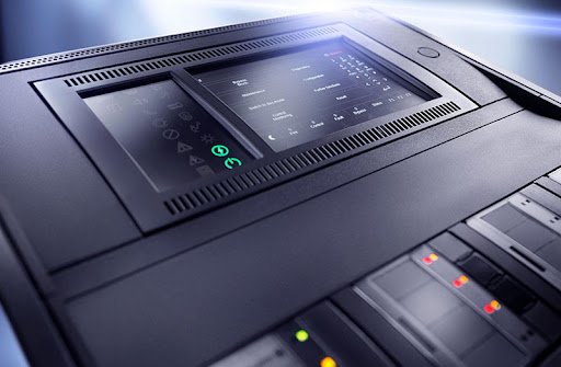 Telefonhálózat tervezése és kiépítése modern távközlési eszközökkel, vállalati kommunikációs rendszerekhez