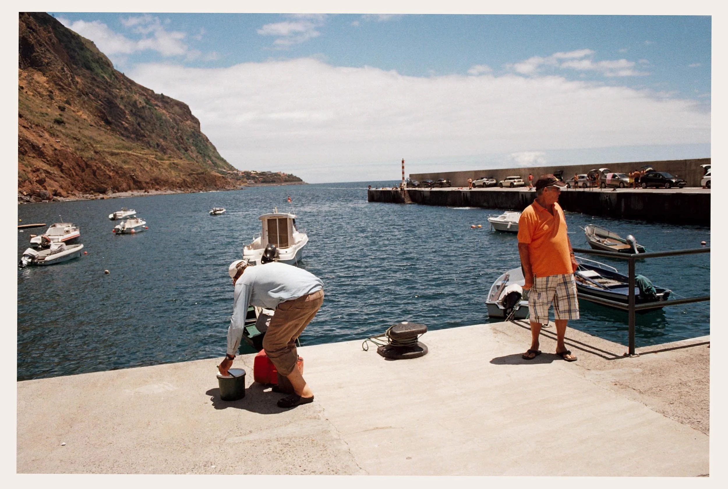 Rebord H 3-2 copy.jpg