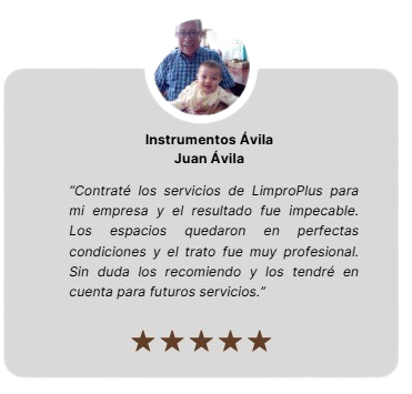 Testimonio de un cliente de Instrumentos Ávila, con una foto de un hombre mayor y un niño, y cinco estrellas de calificación.