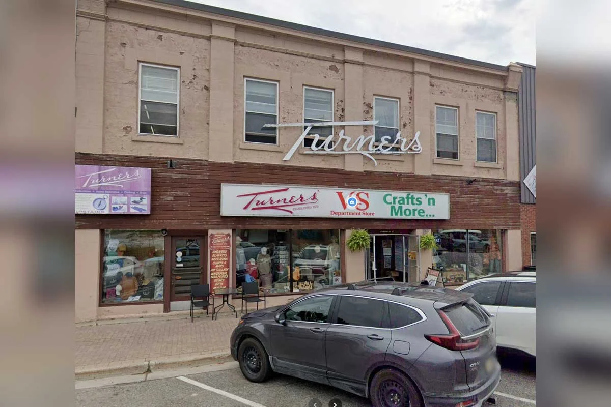 TURNER'S | Little Current