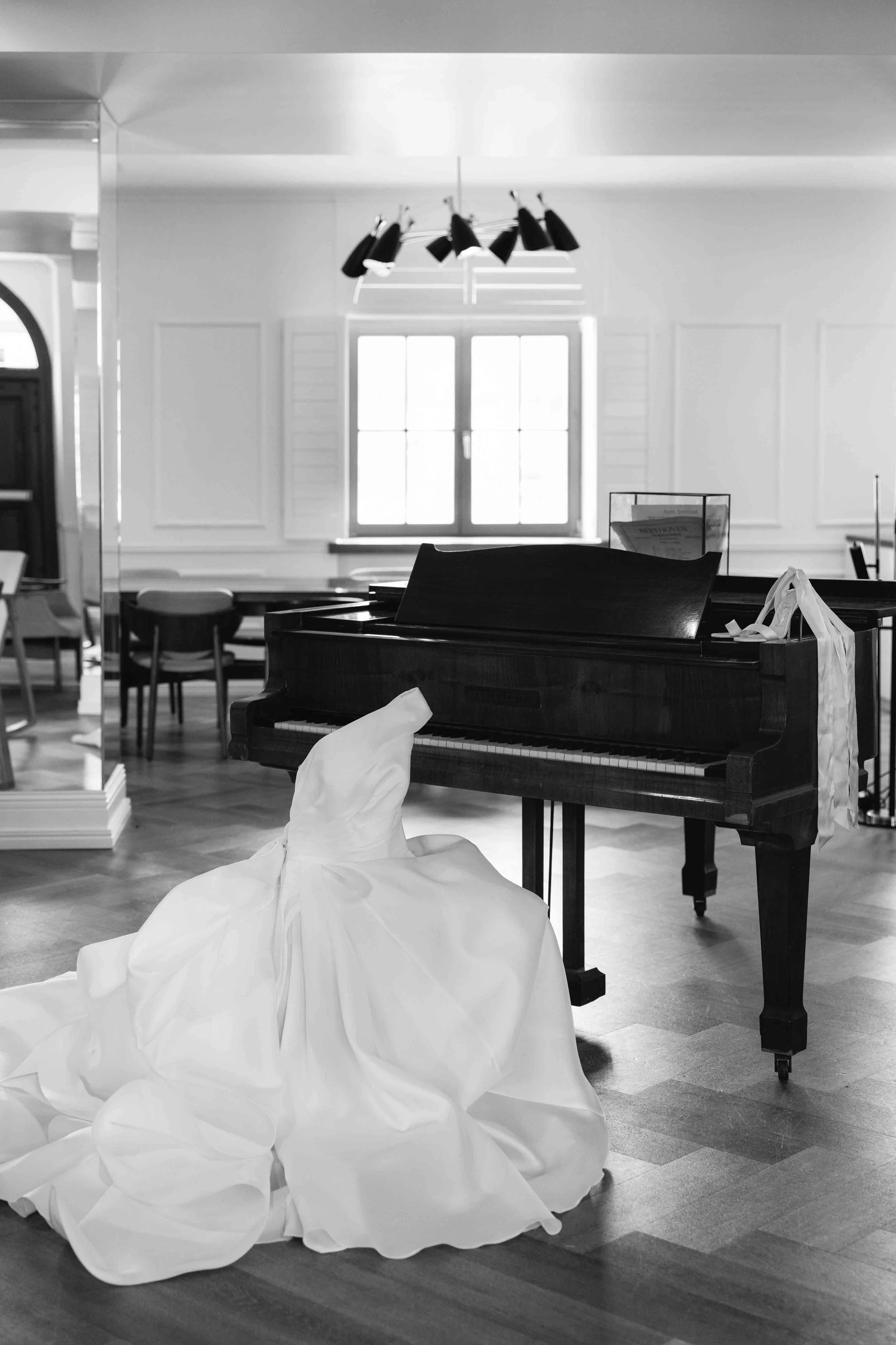 Serendipity Weddings - Brown Beach House Wedding Croatia3.JPG