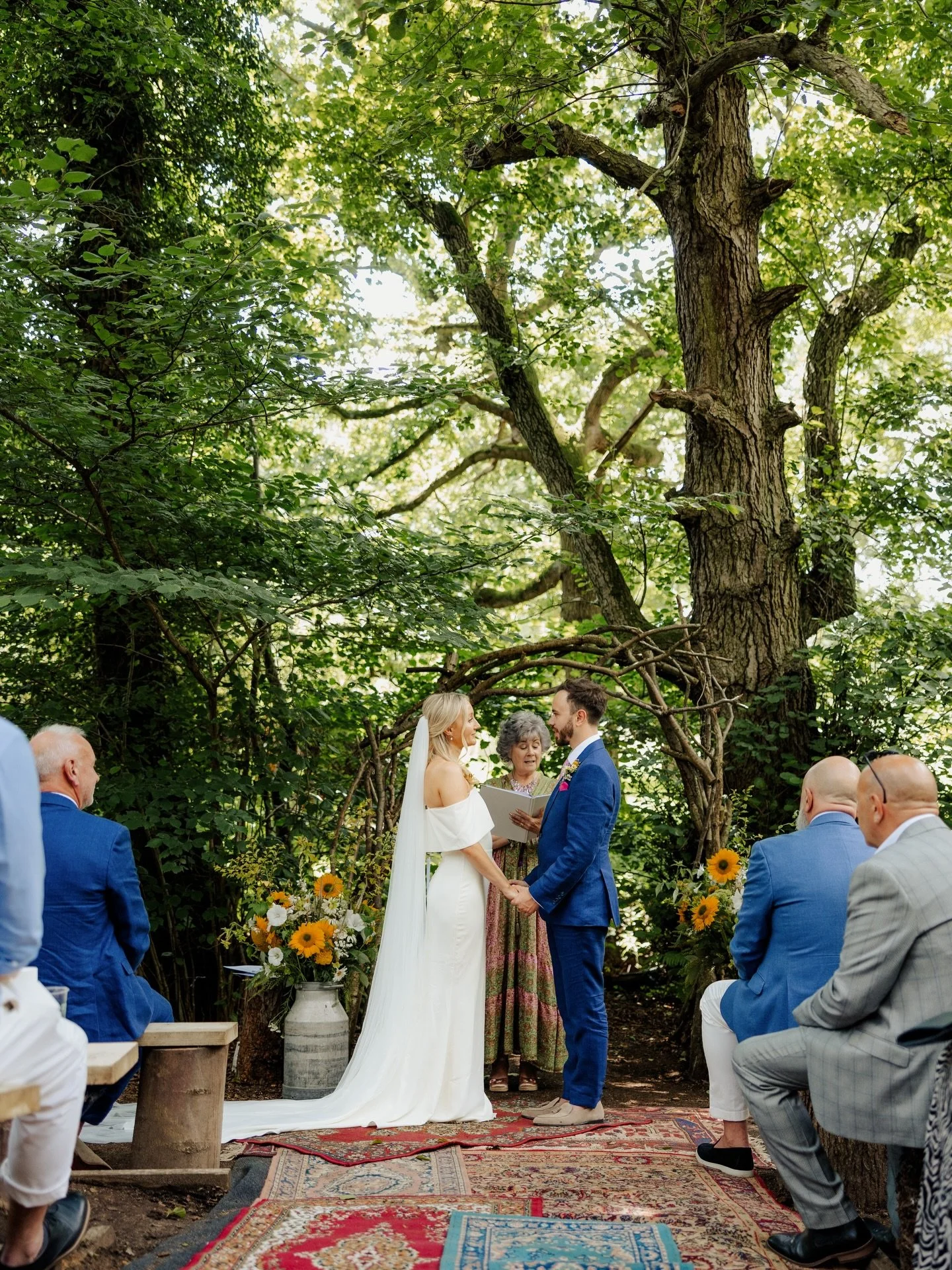 A properly unique ceremony done correctly 🌻

L&amp;Z keeping it colourful with their woodland wedding at Coppins Farm. 

Venue: @coppinsfarm 
Second Photographer: @jab.photo 
Veil: @grace_loves_lace 
MUA: @victoriafoxmakeup_suffolk 
Celebrant: @cere