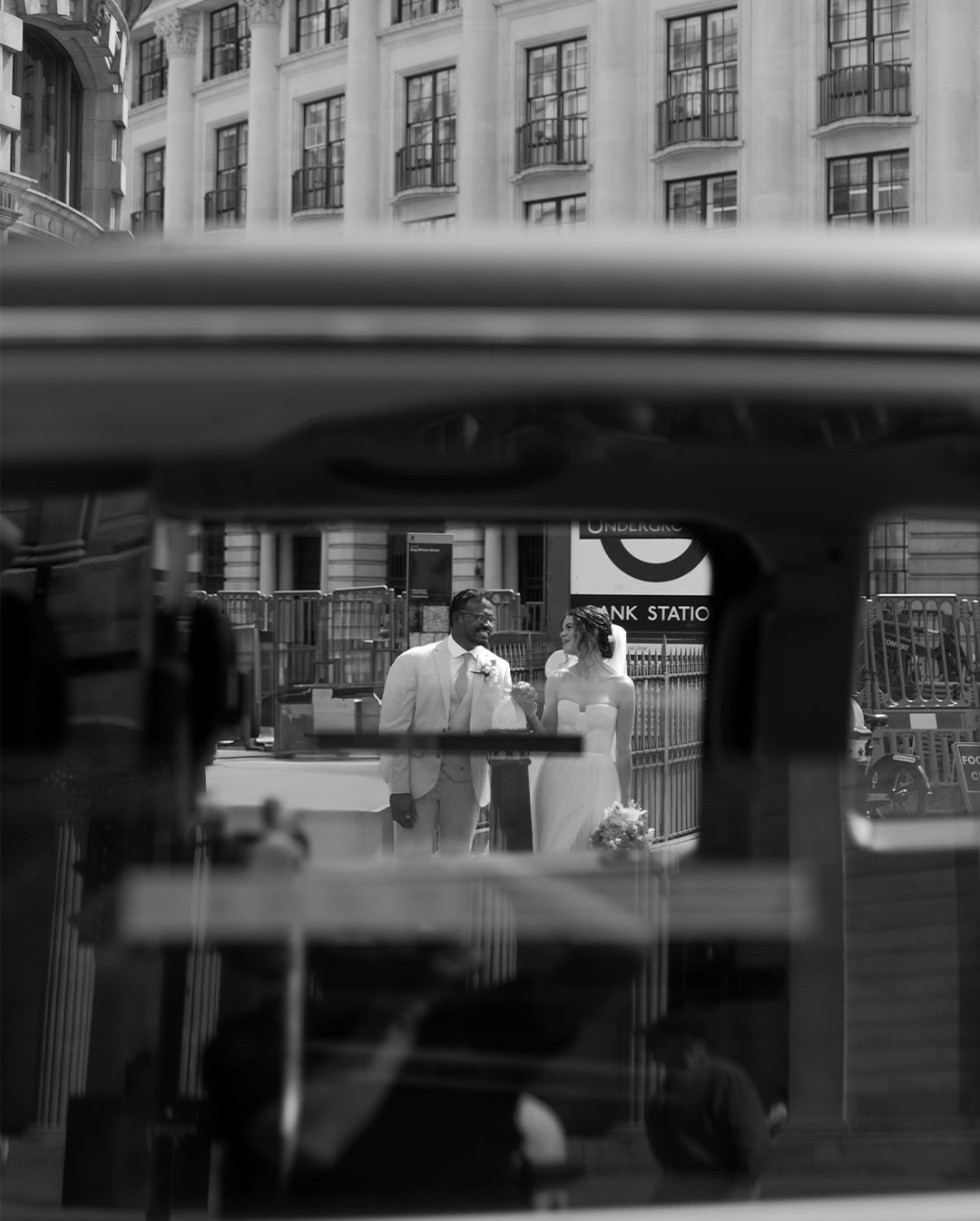 City love. 

Tough to beat London in the summer, even more so when the wedding party are this much fun 

REAL PEOPLE | REAL MOMENTS

Documentary Wedding Photographer - London Wedding Photographer - Suffolk Wedding Photographer - Essex Wedding Photogr