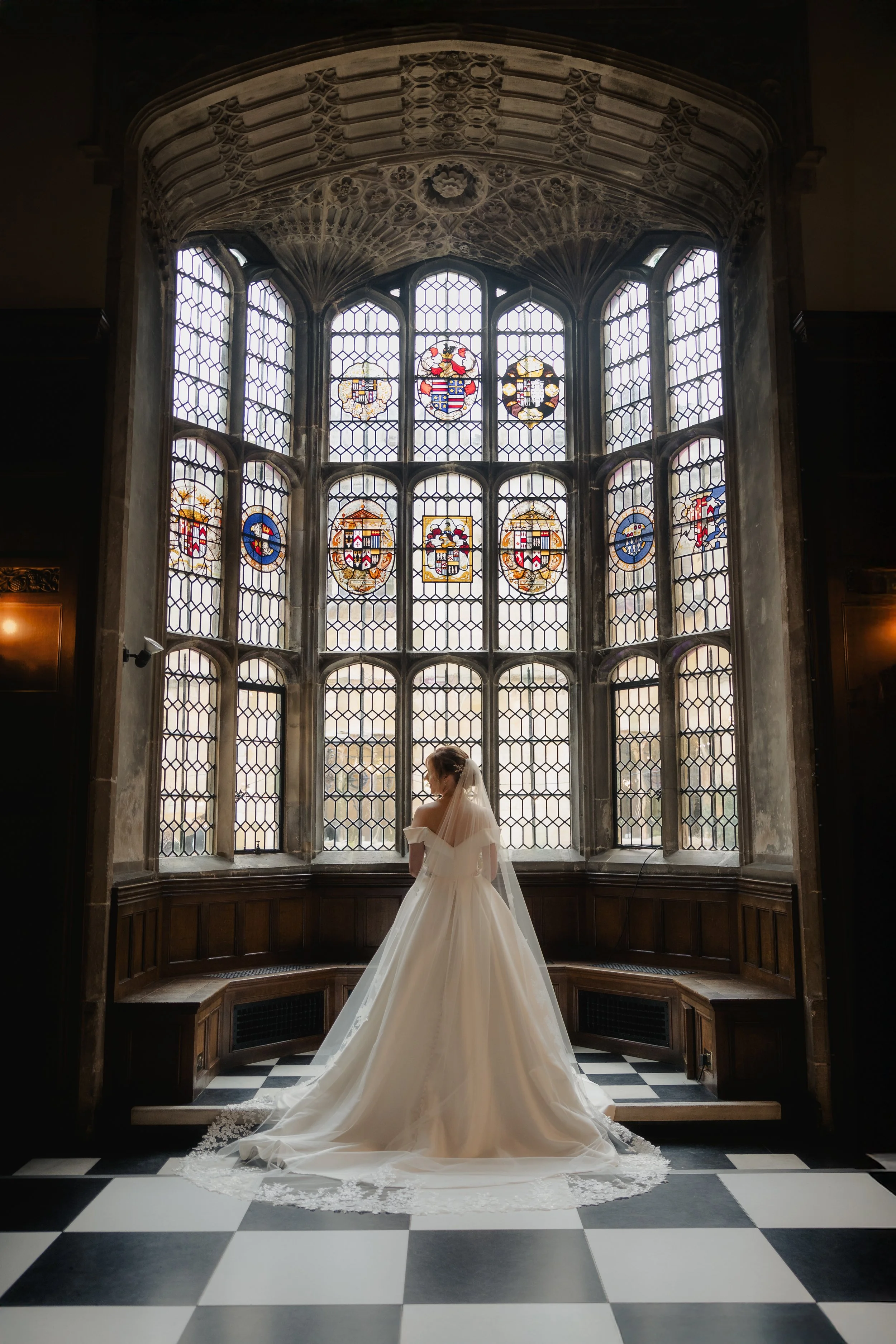 hengrave-hall-bridal-portrait.jpg