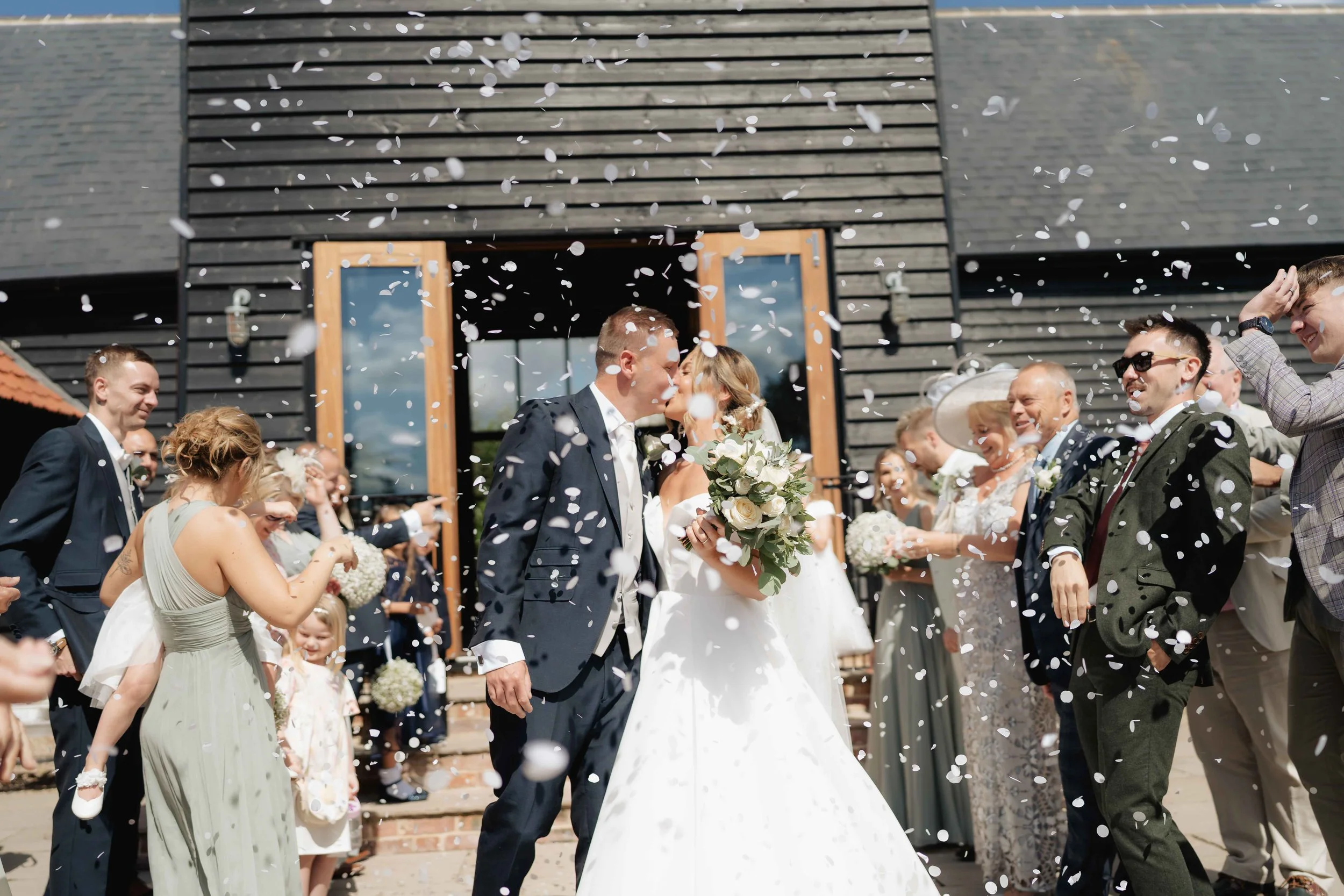 villiers-barn-wedding-confetti.jpg
