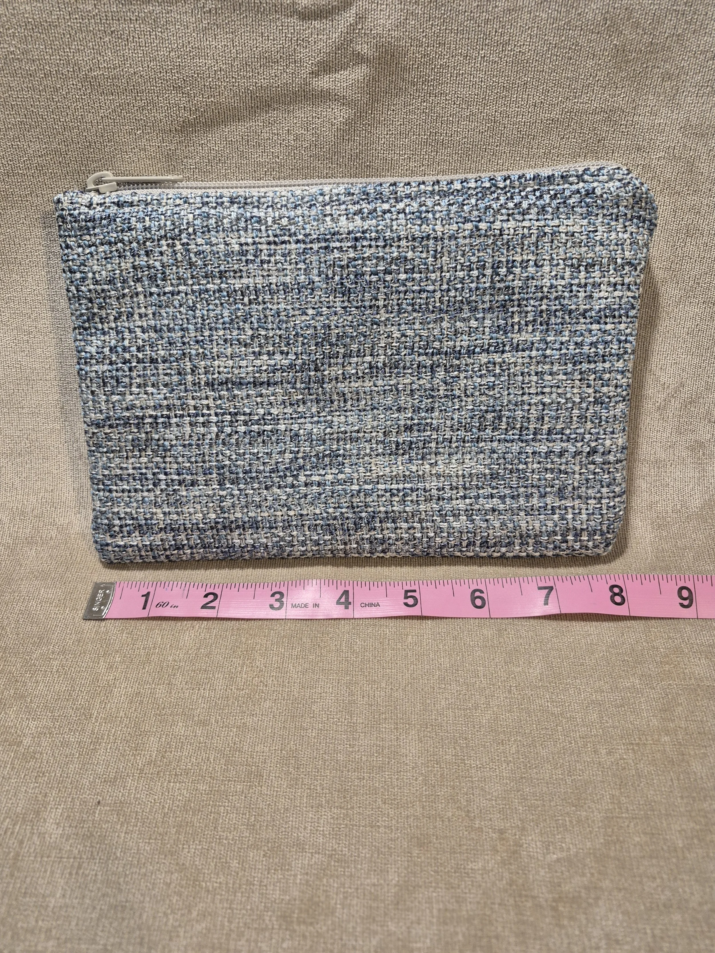 Bluish Gray_width.jpg