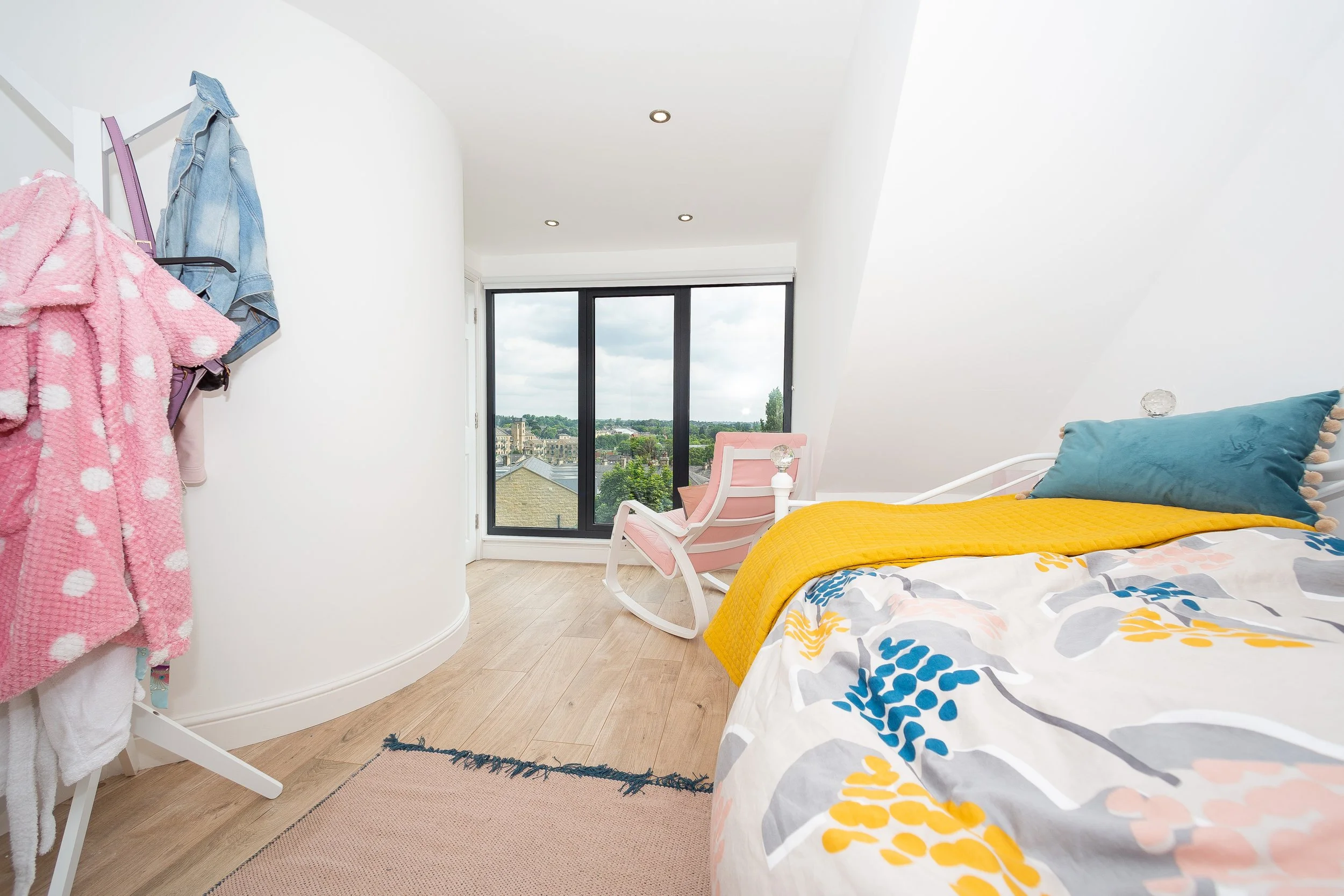 Loft - Bedroom - 7.jpg