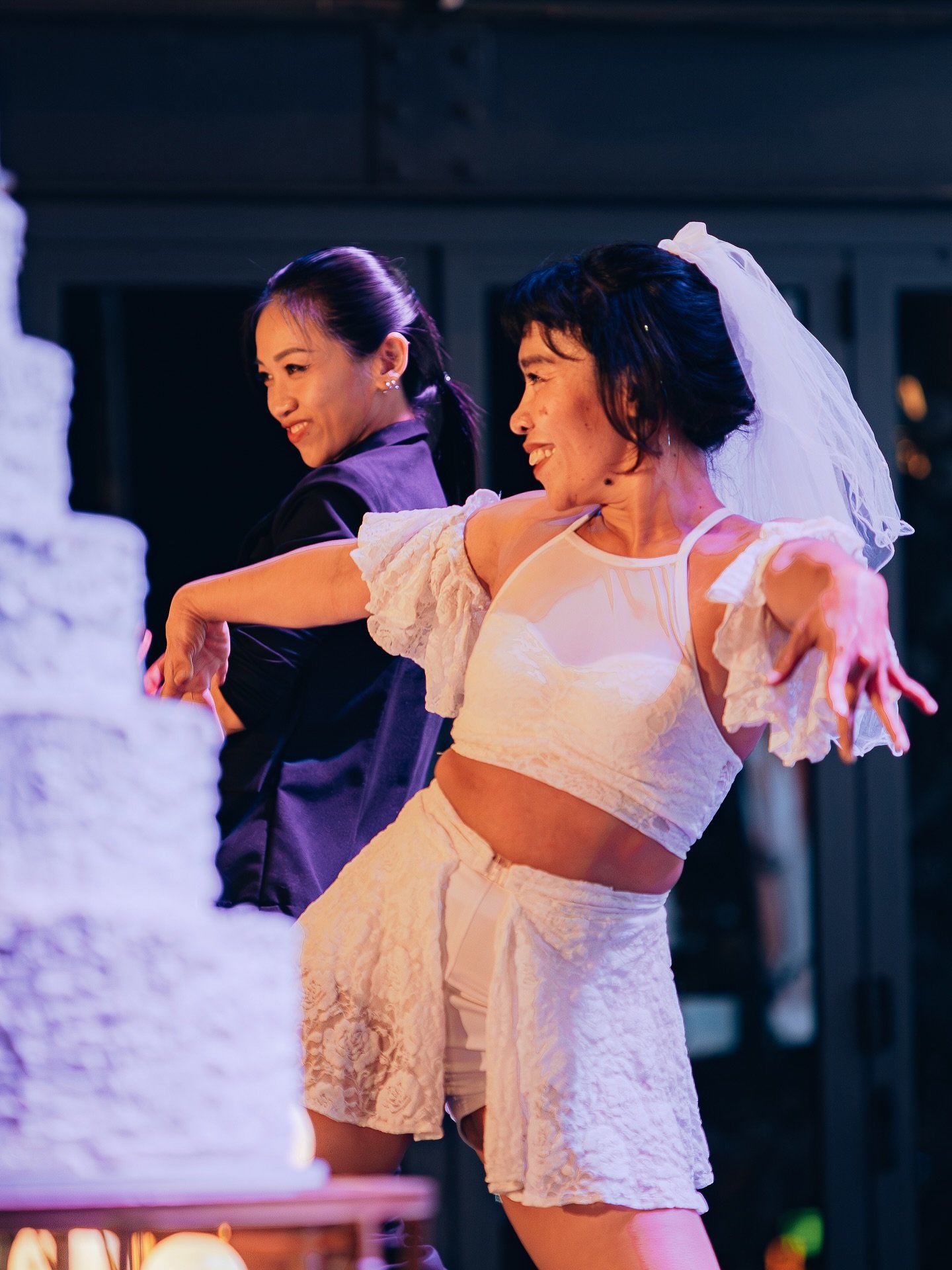 We are so excited to be in Hoi An soon! A journey started from HCMC - Pole studio @fantasy_flying and Polewear Little Anne - now will settle in Hoi An, a new home but the same passion and love

#muacot #m&uacute;acột #biểudiễn #bieudien #weddingdance