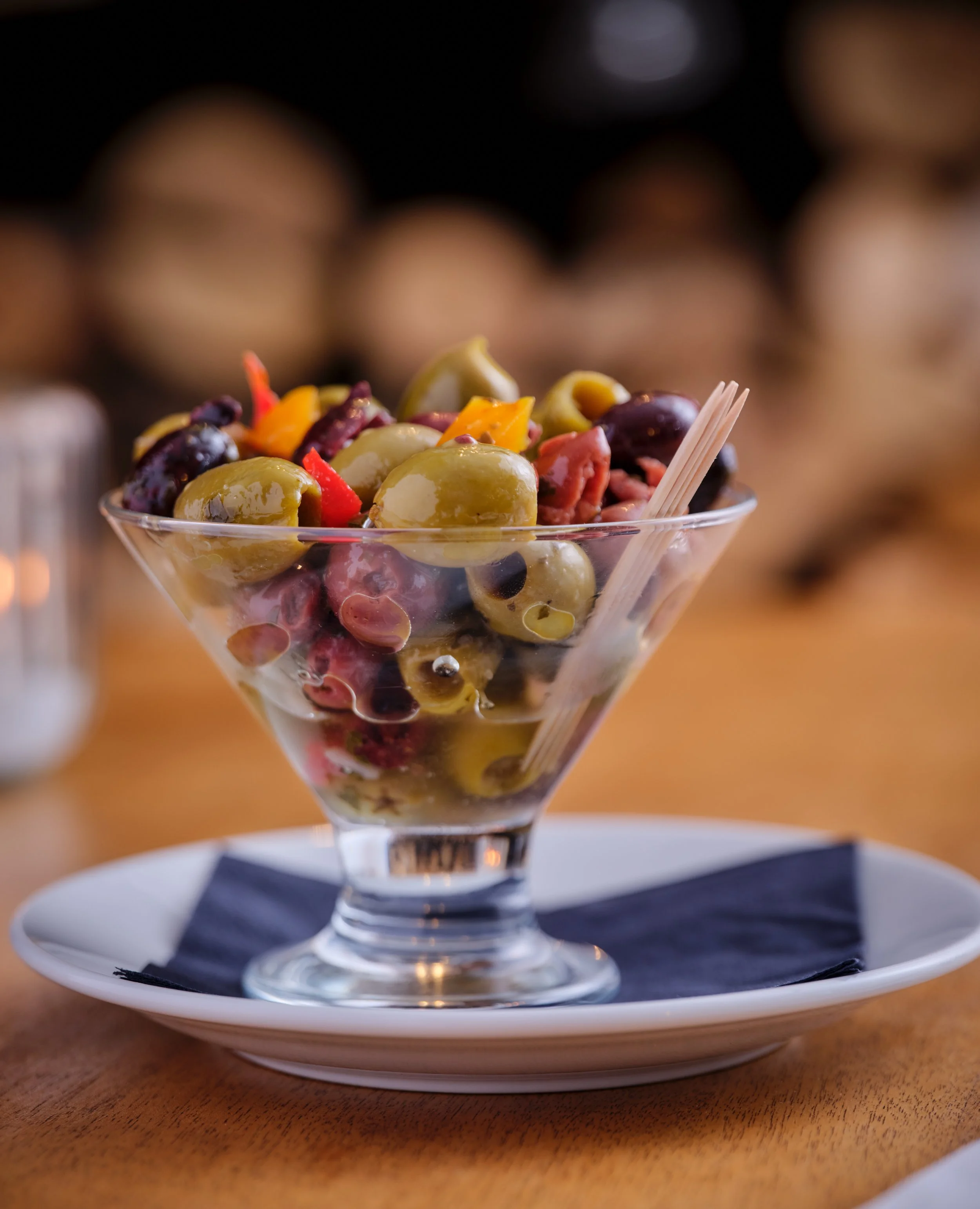 Kings_Head_Food_04_JH_OLIVES2.jpg