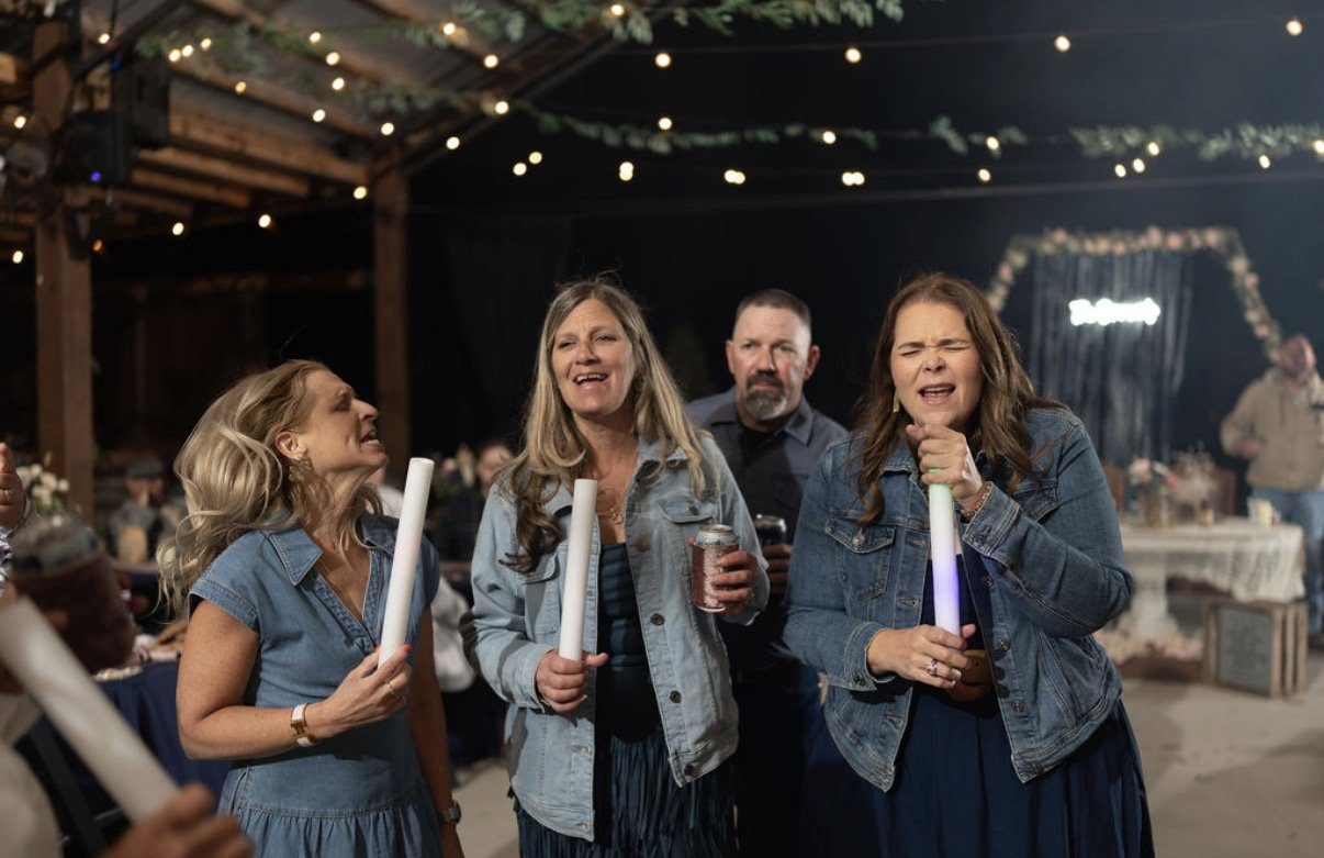 singing friends 