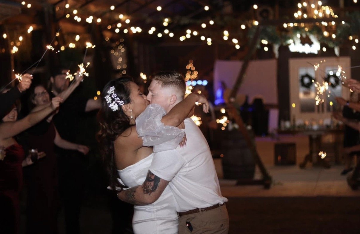 kissing under the lights 