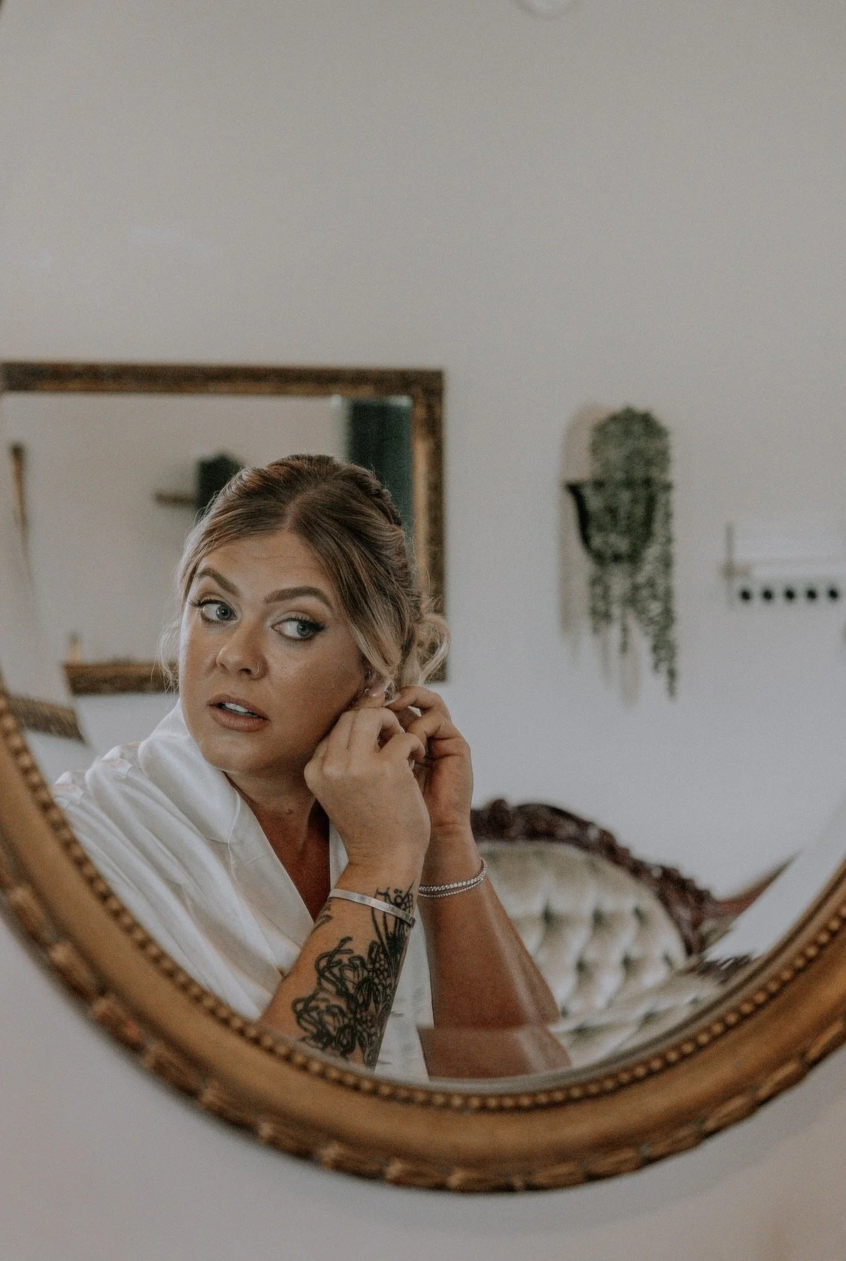 bride getting ready 
