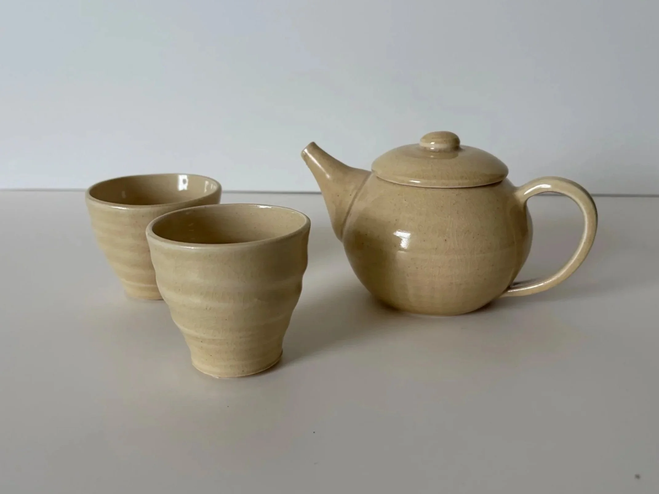 Teapot and set of 2 cups (2026)