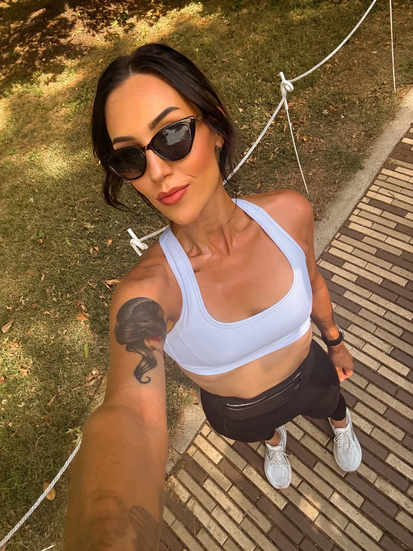 Known to fight for nothing ⚔️ Known to fight for less 🥀🖤 #familia