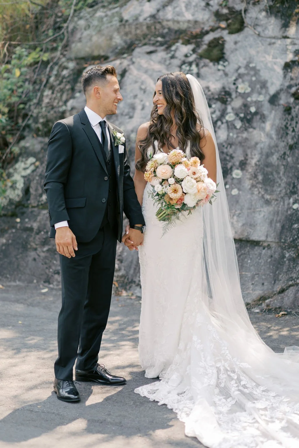 Muskoka Bay Resort Wedding | Jenni &amp; Noah’s Tented Celebration