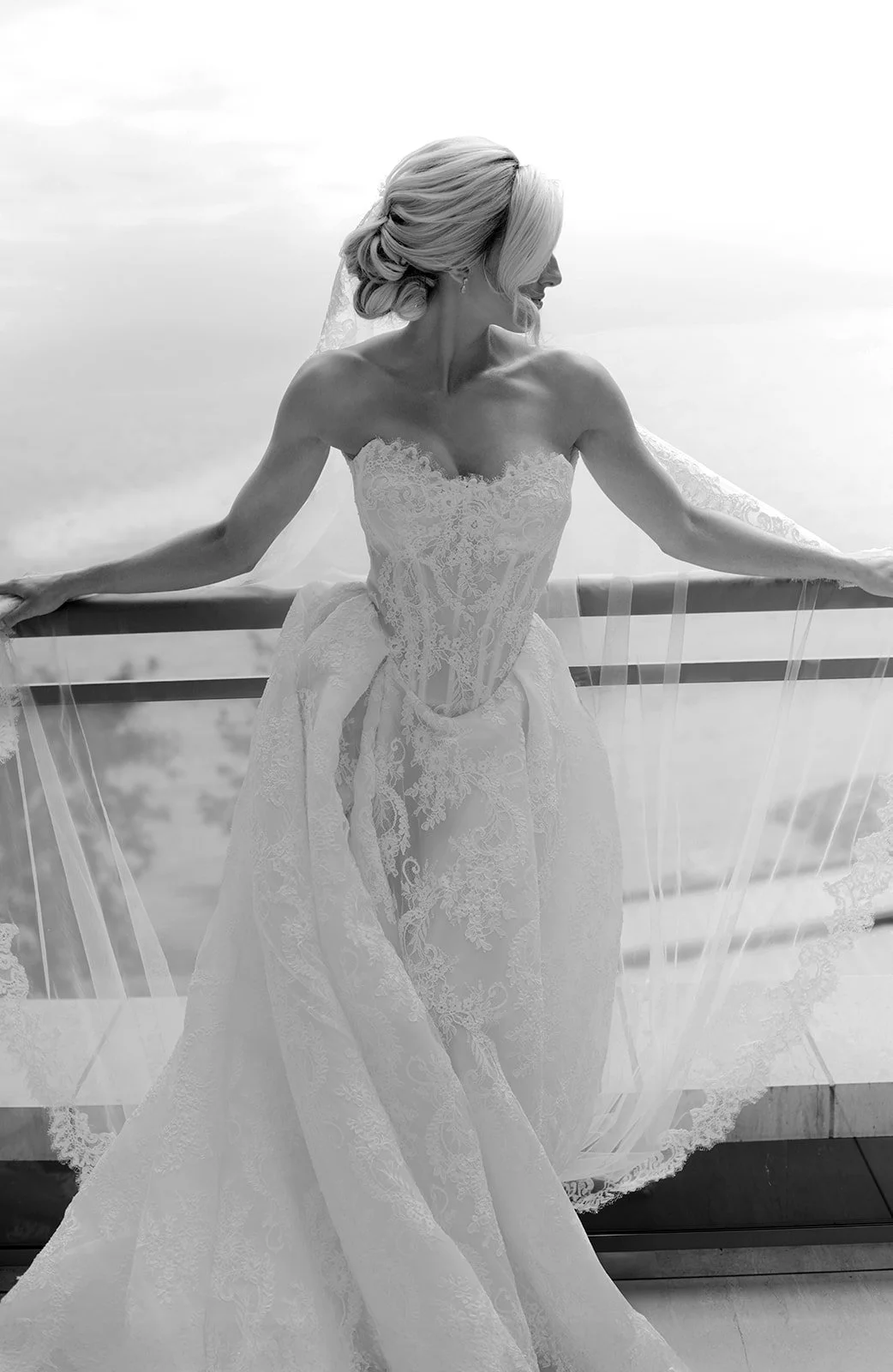 Hire a luxury wedding planner in Muskoka, Canada.