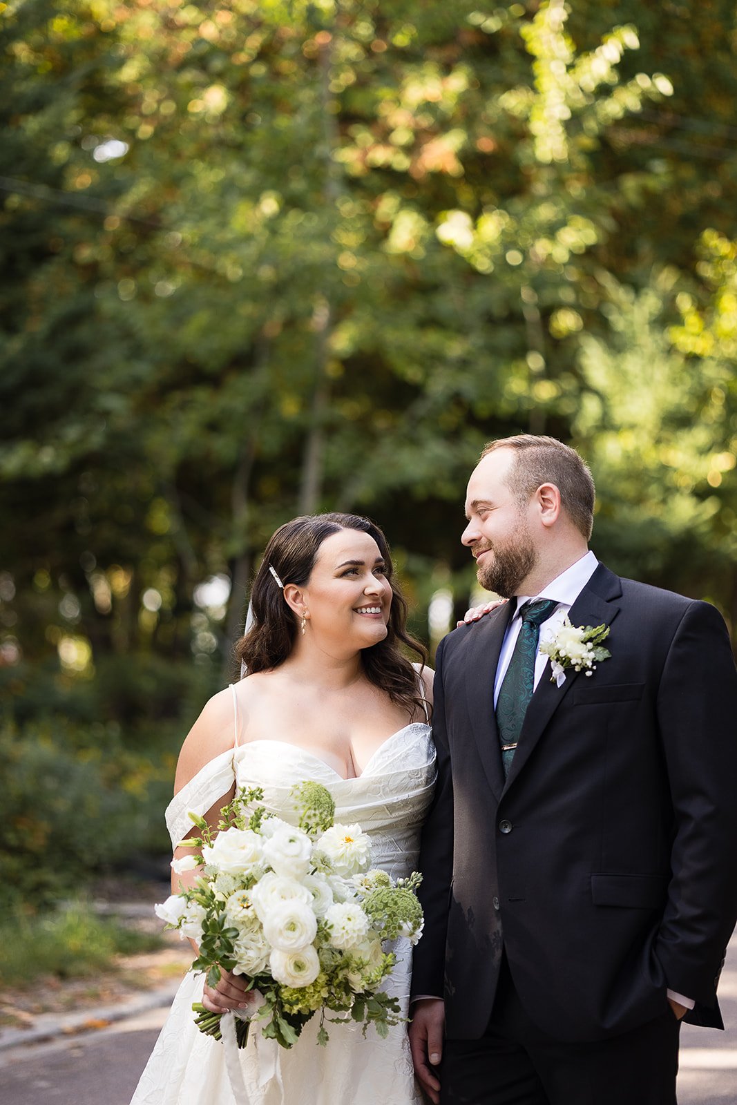 Hillary & Shawn 5-star review for luxury wedding planning company in Ontario, Canada. 