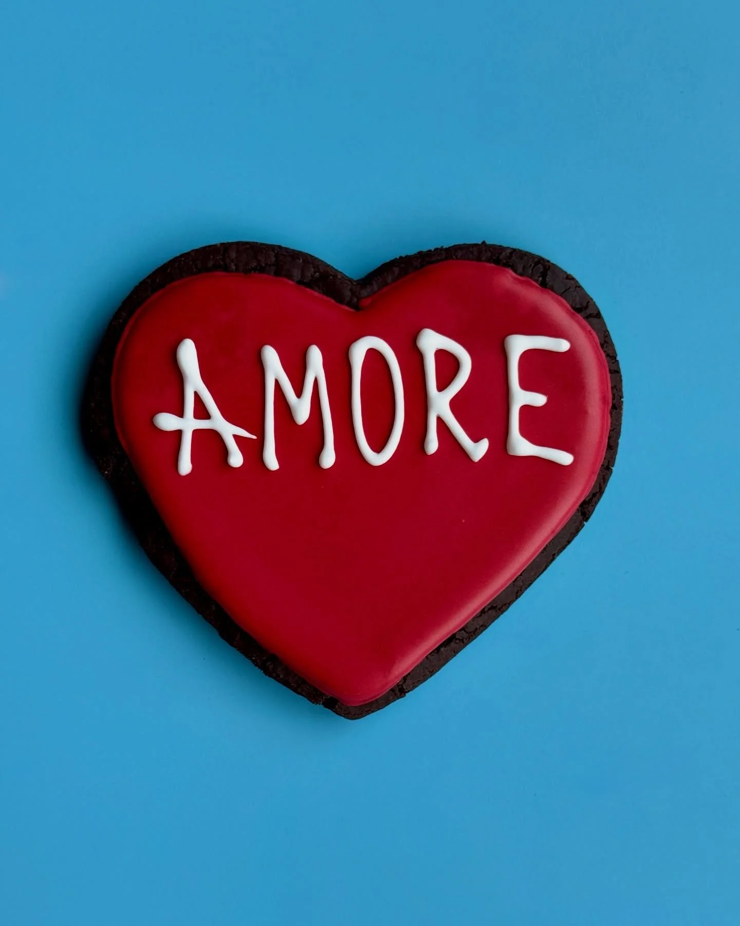 💌 Which valentine are they getting this year? Share with your love, then follow up with some sweet treats! 💙🍪