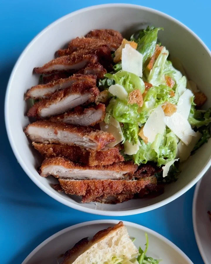 ✨🥗 SPRING 2026 🥗✨ is sprouting tomorrow! Expect a few favorites sticking around, but check out the menu to see some seasonal swaps AND say hello to three menu newcomers ⬇️

✨MR. BEEFY: Roast beef, arugula, crispy shallots and horseradish dressing o