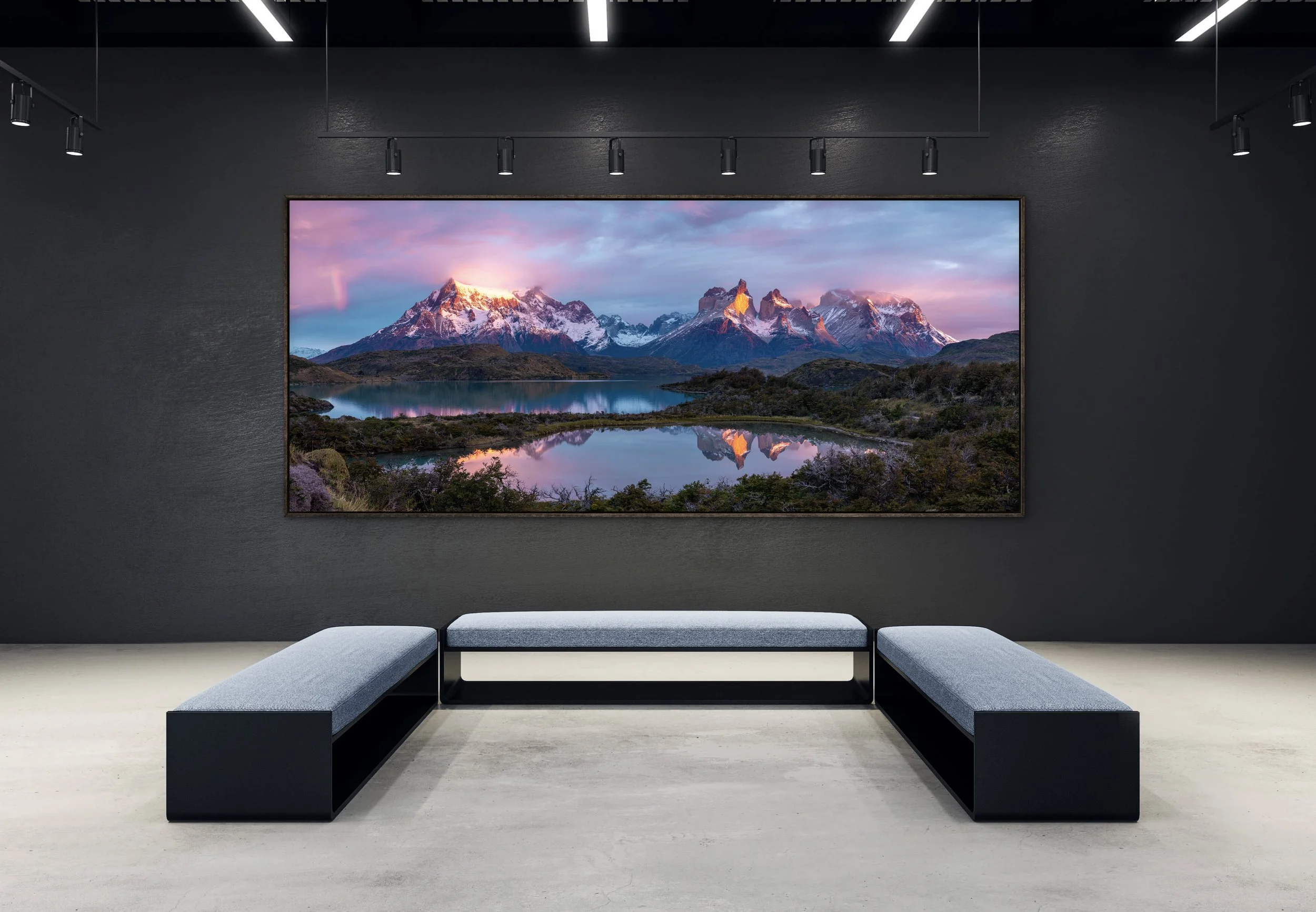  Shown: 48×96” Dye-sublimated Chromaluxe with 1.3” Roma floatmount, ready to hang. 