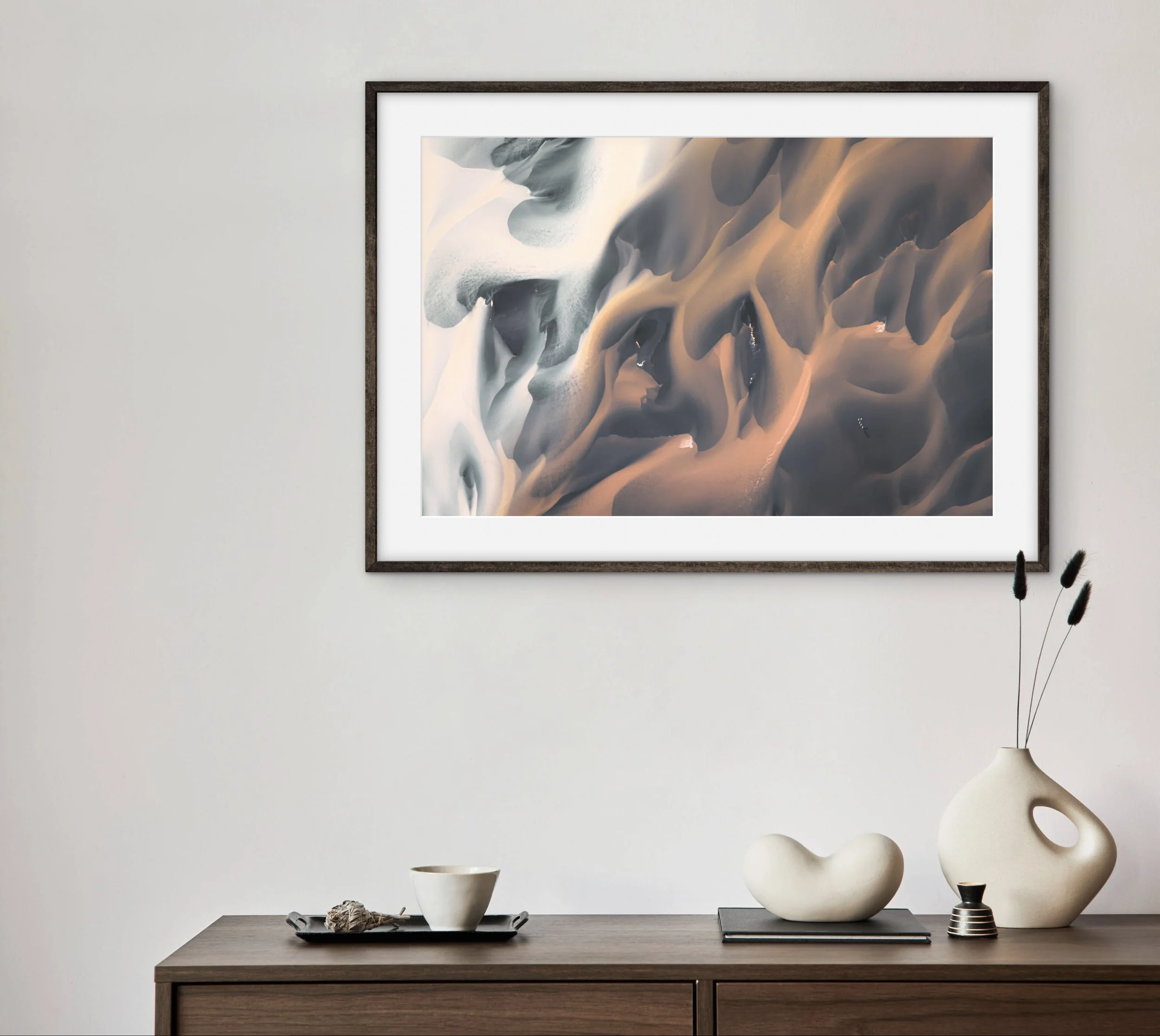  Shown: 24×36 Hahnemühle Fine Art Baryta, 4” mat with Roma Tabacchino Dark Ash moulding. 